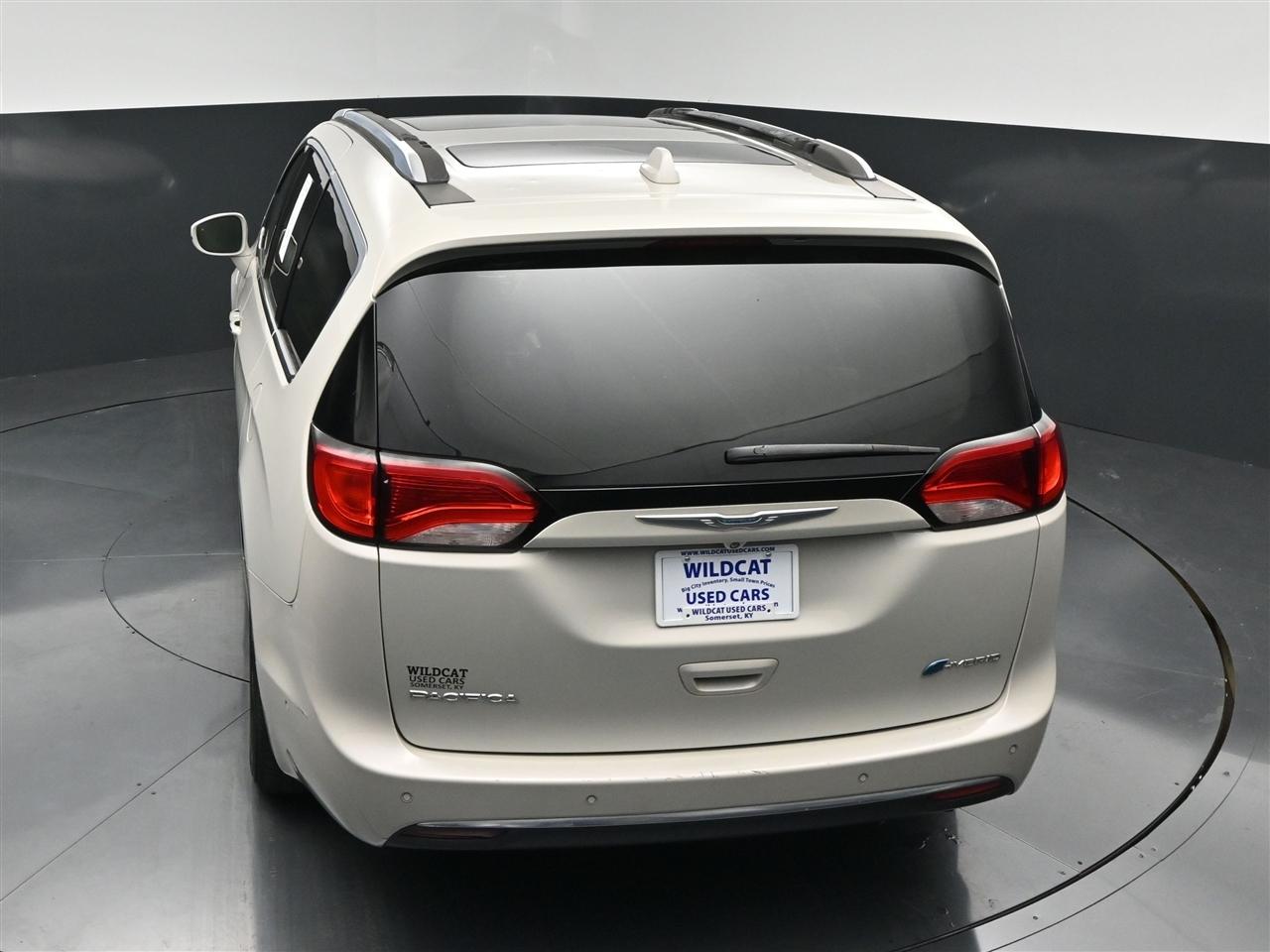 Chrysler Pacifica Hybrid Platinum 2017