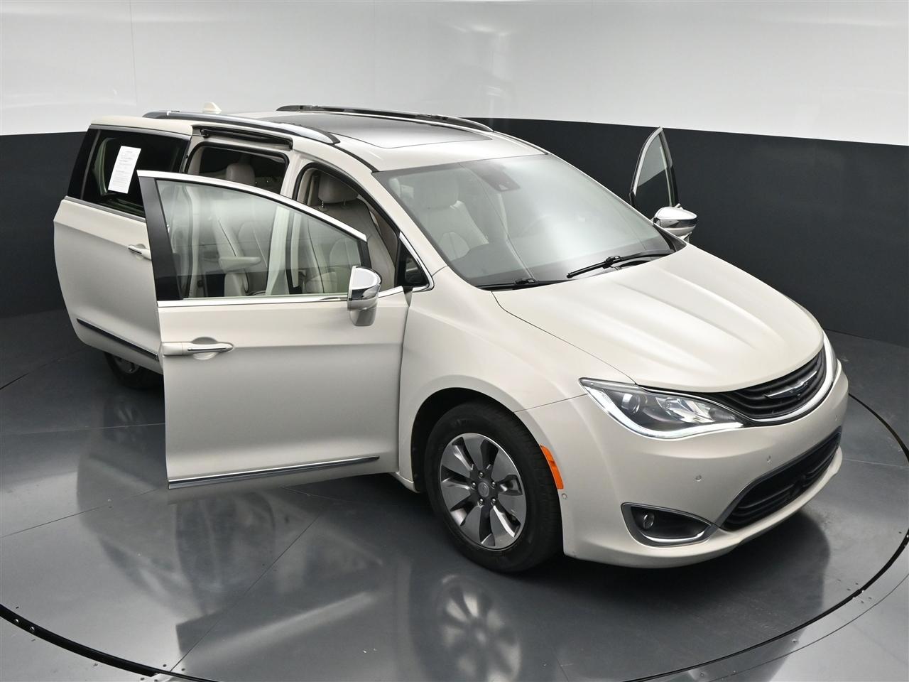 Chrysler Pacifica Hybrid Platinum 2017