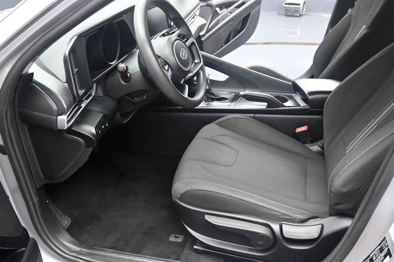 Hyundai Elantra SEL 2021