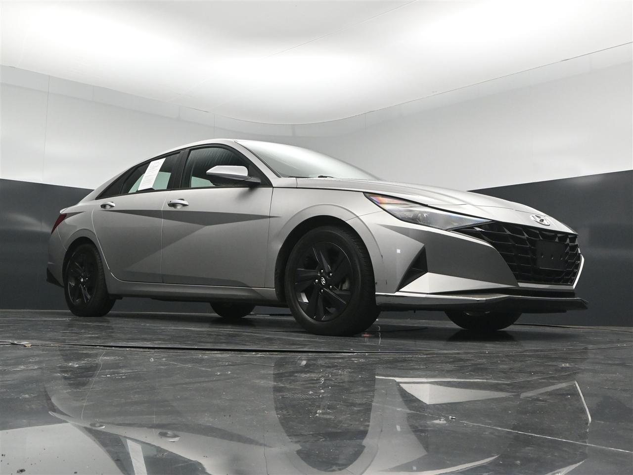Hyundai Elantra SEL 2021