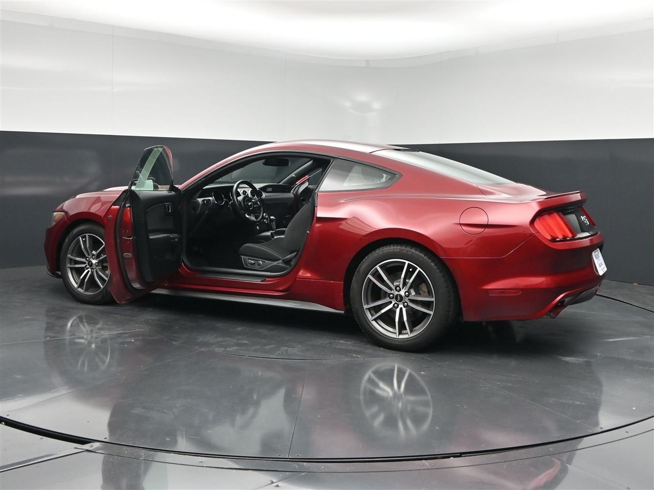 Ford Mustang EcoBoost Premium Coupe 2017