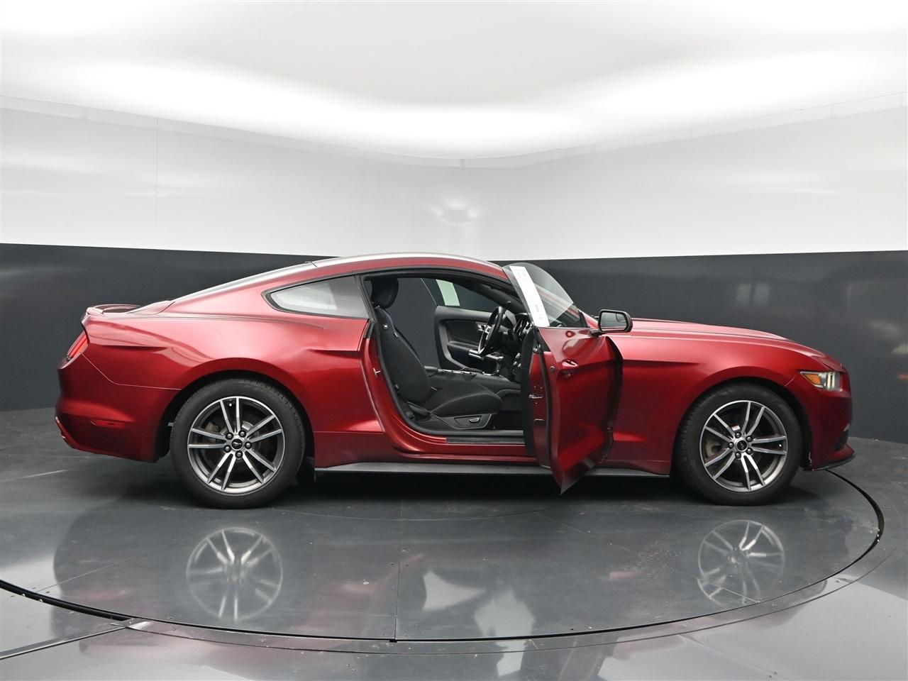 Ford Mustang EcoBoost Premium Coupe 2017