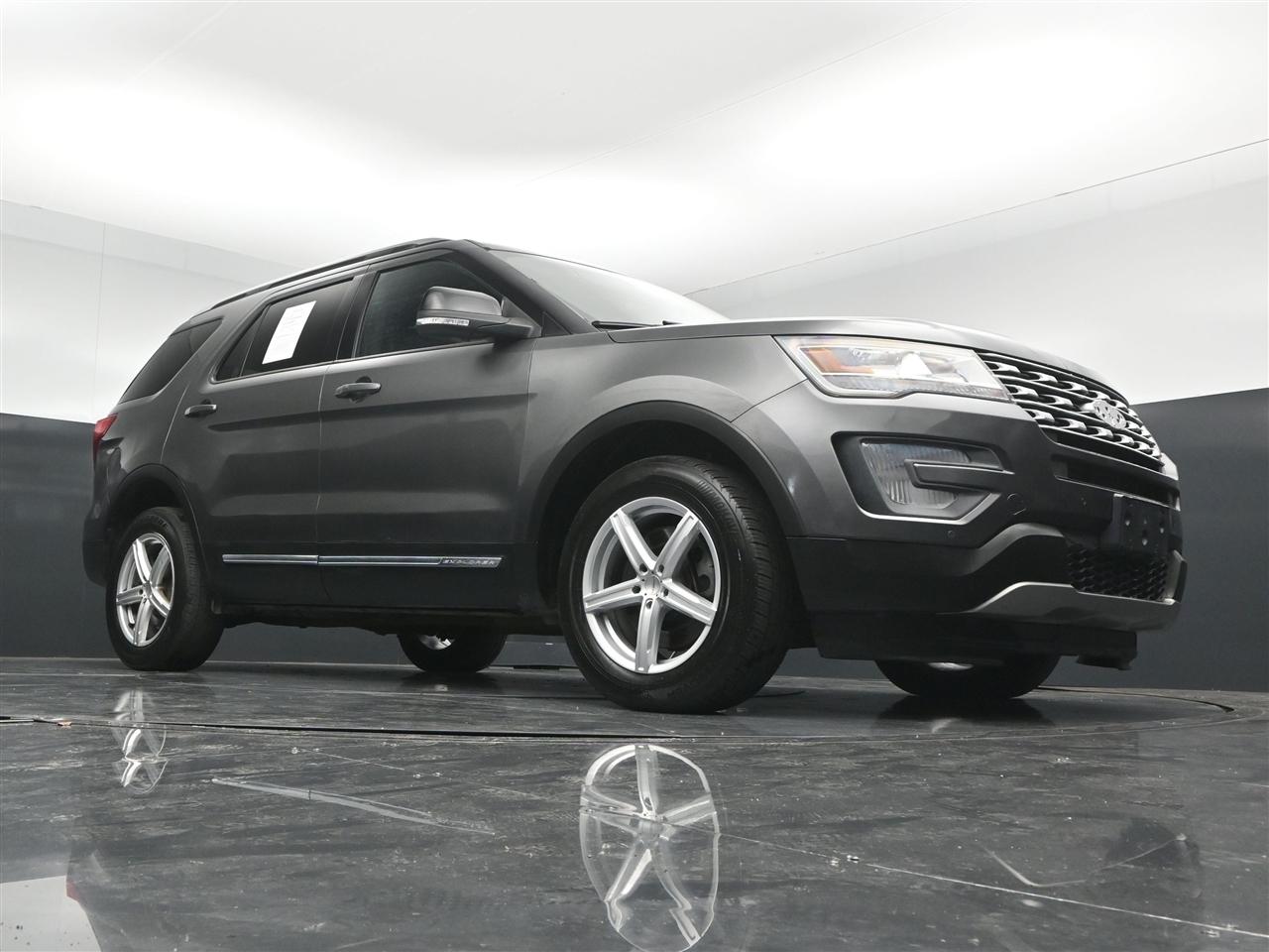 Ford Explorer XLT 4WD 2017