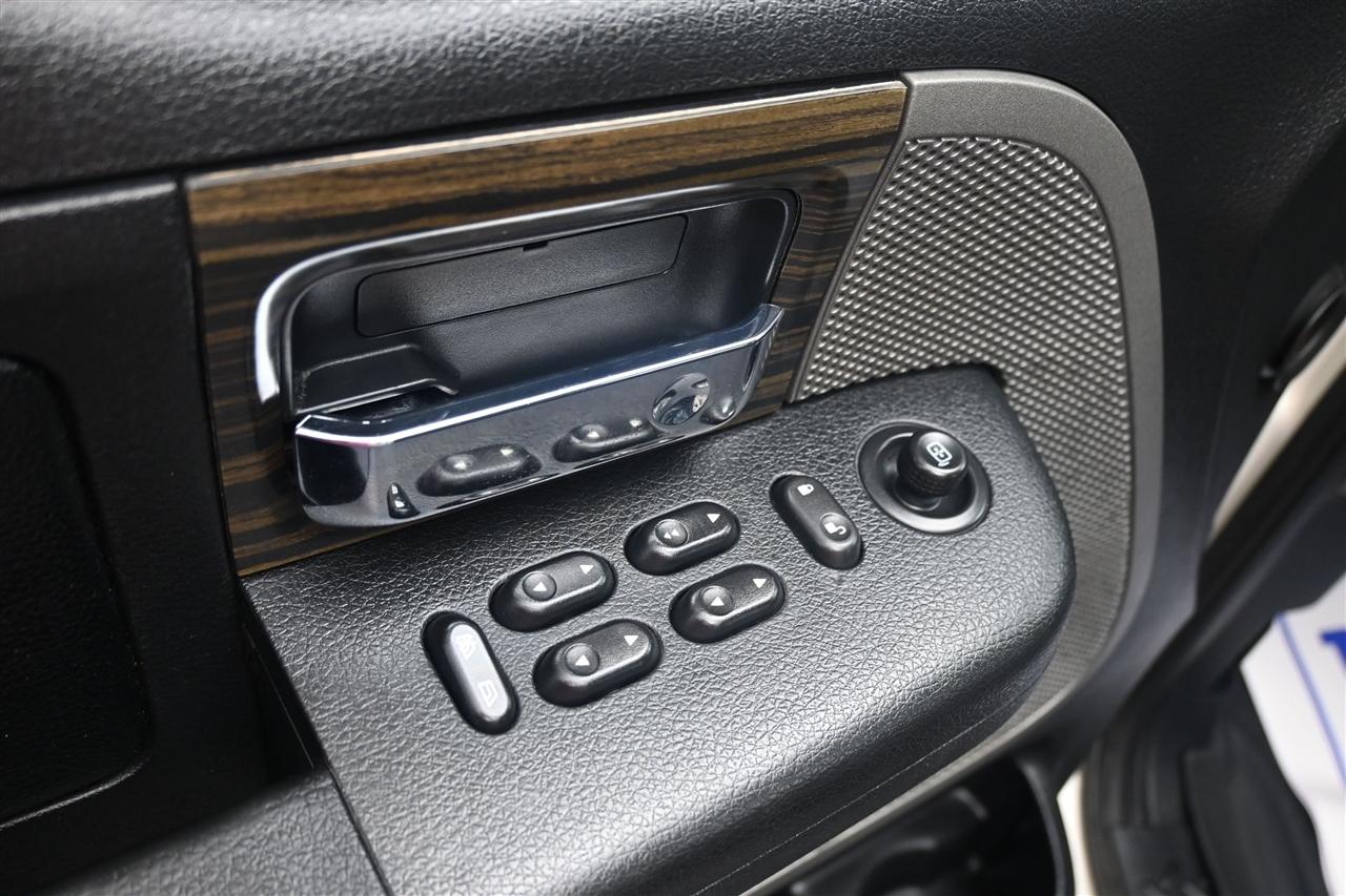 Lincoln Mark LT 4WD 2008