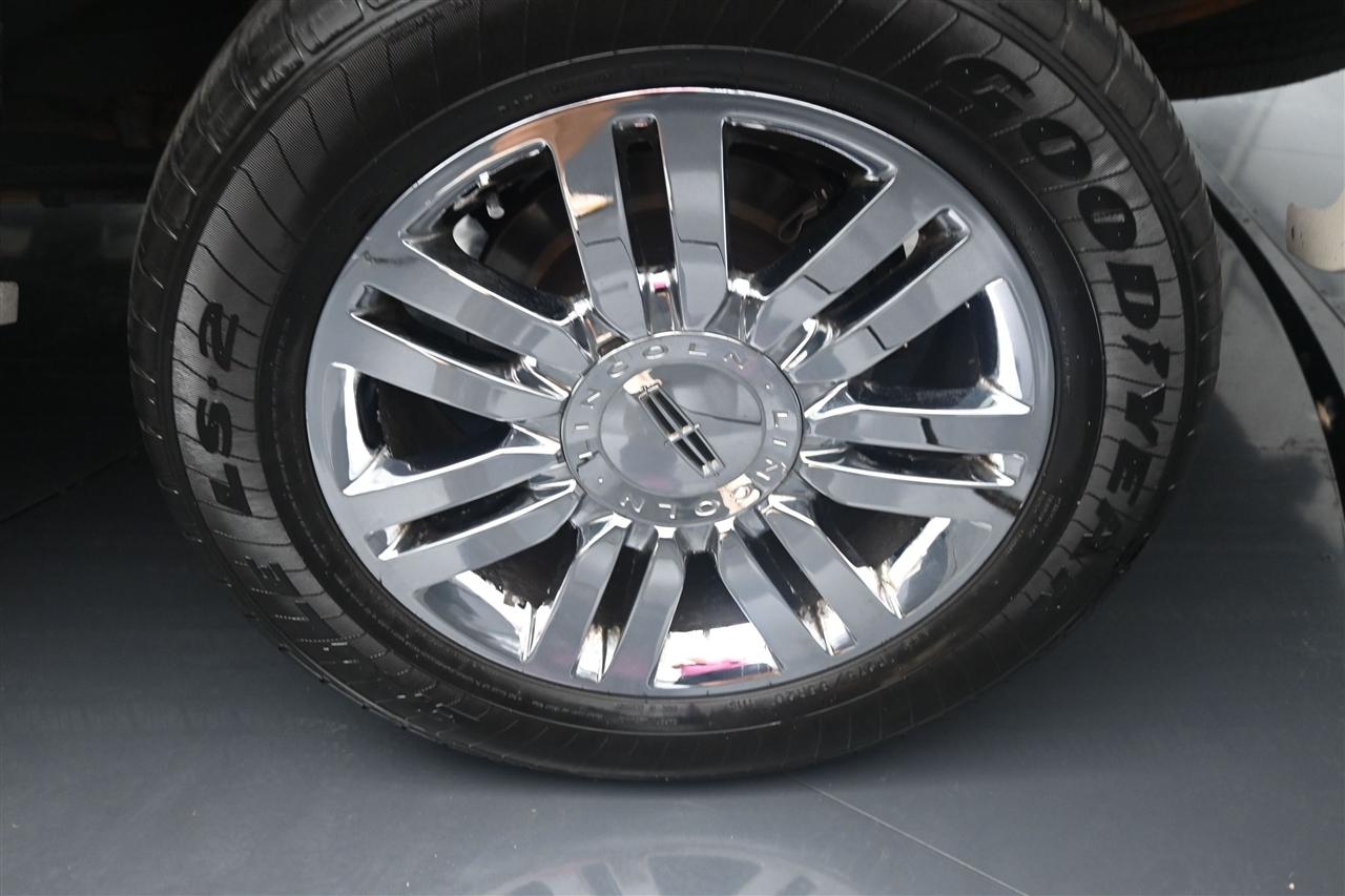 Lincoln Mark LT 4WD 2008