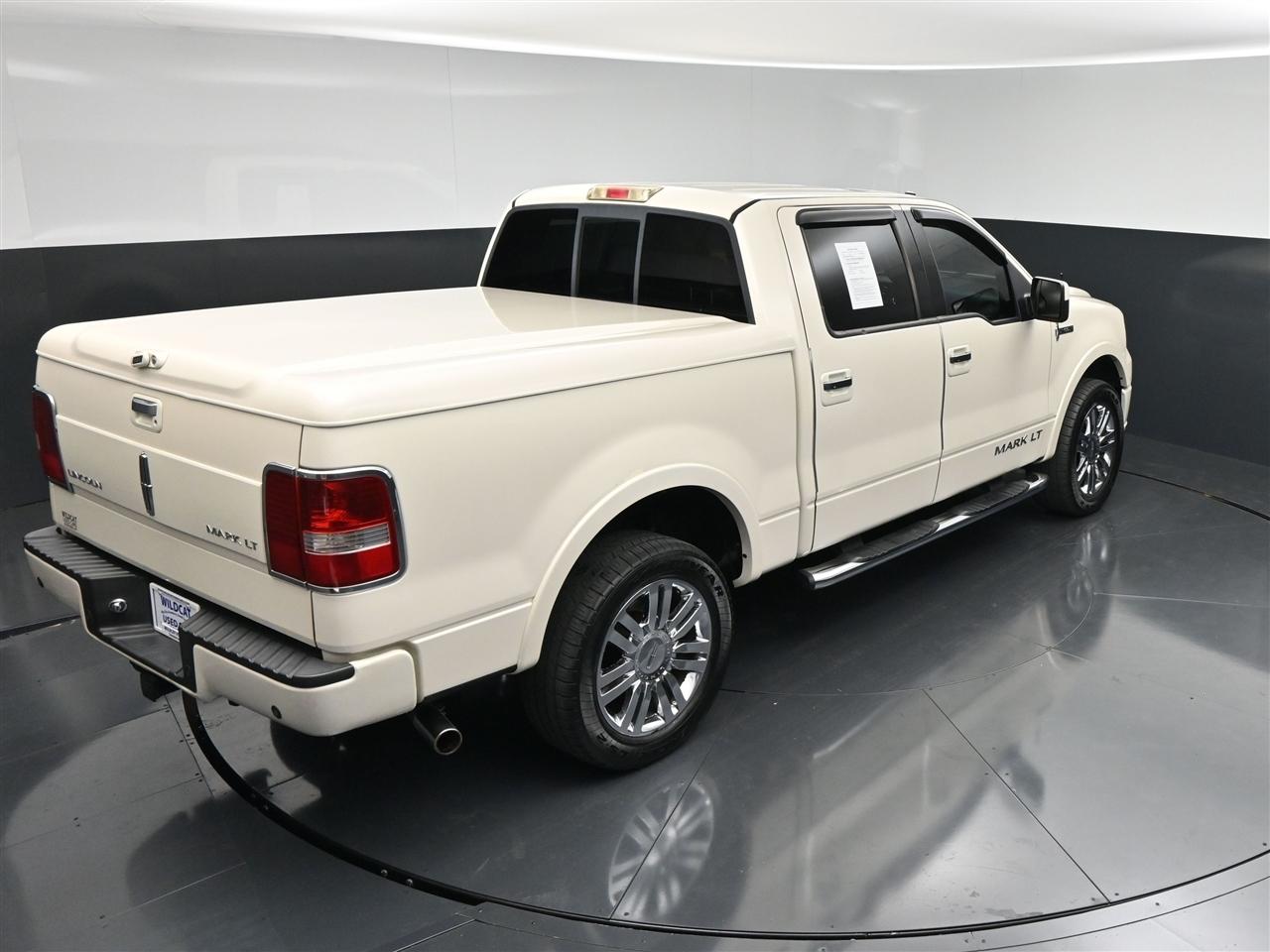 Lincoln Mark LT 4WD 2008