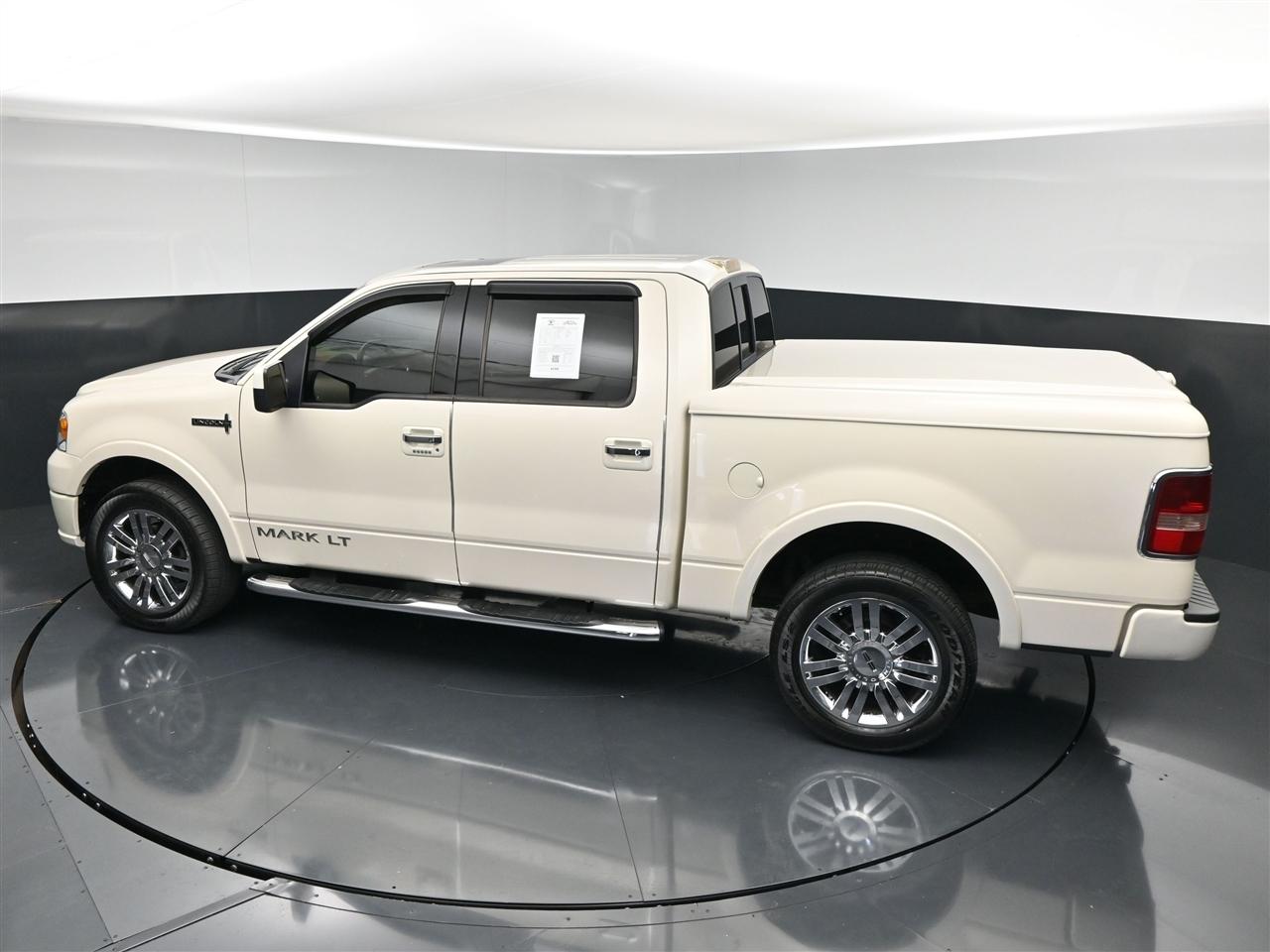 Lincoln Mark LT 4WD 2008