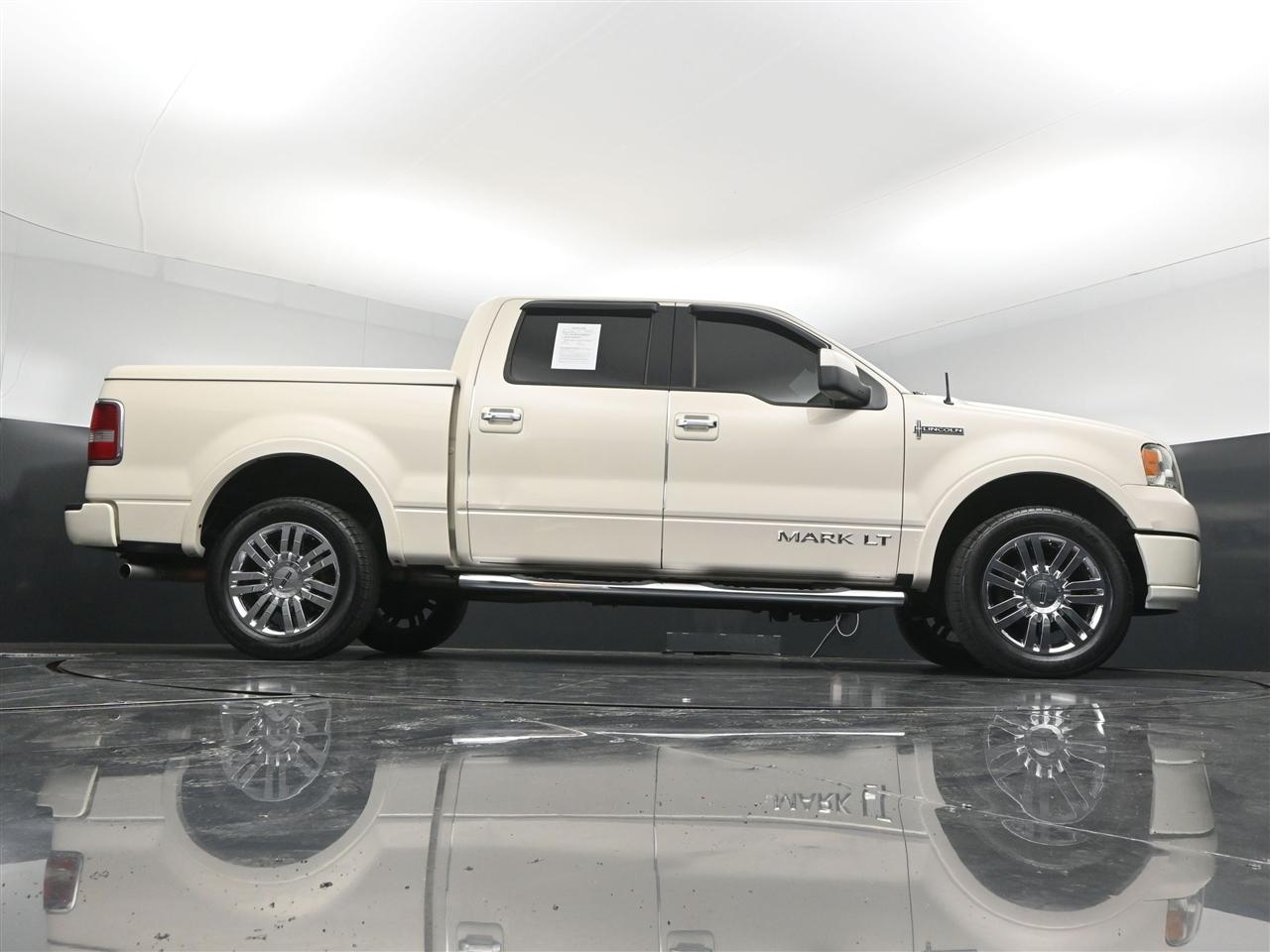 Lincoln Mark LT 4WD 2008