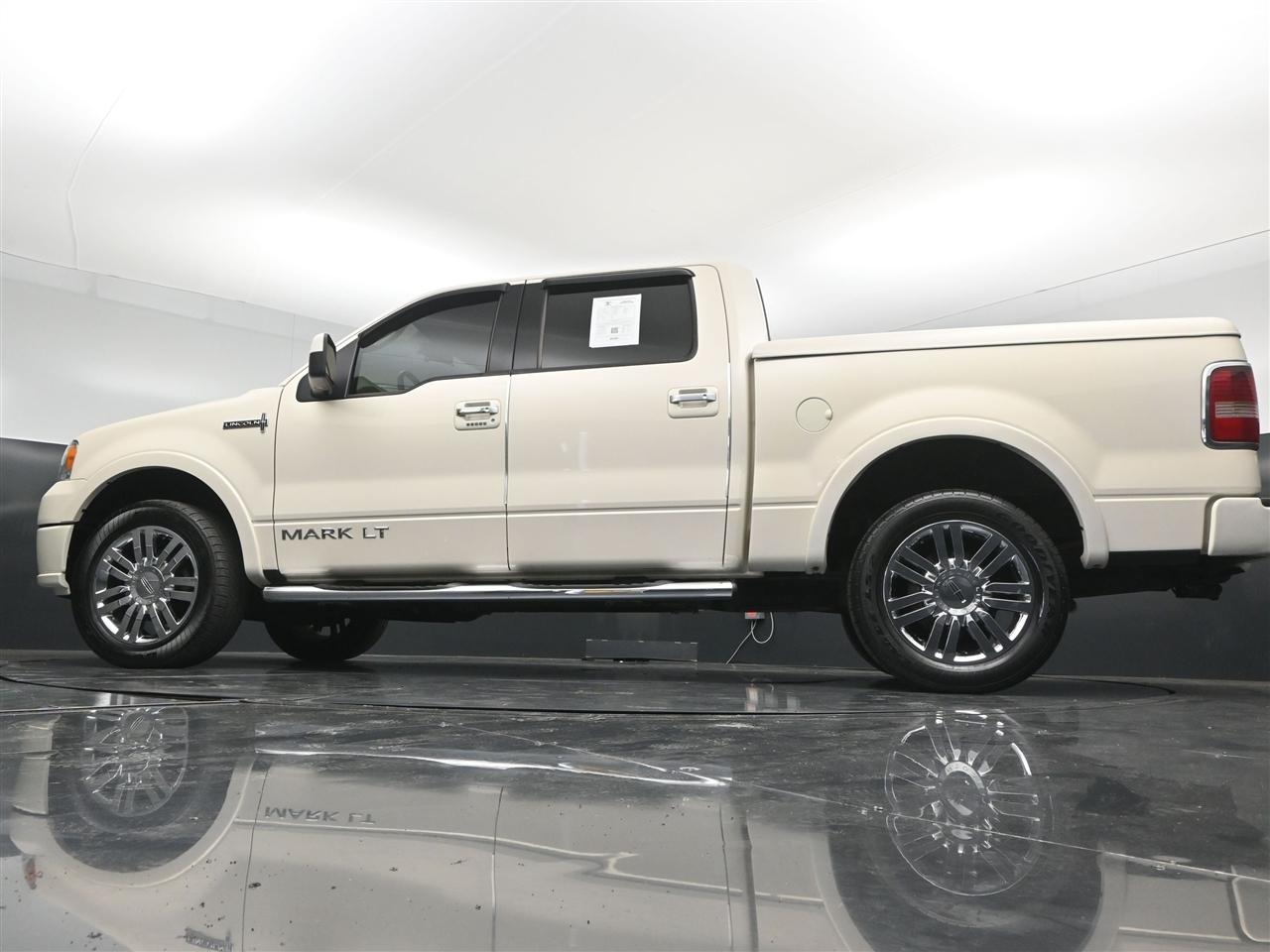 Lincoln Mark LT 4WD 2008