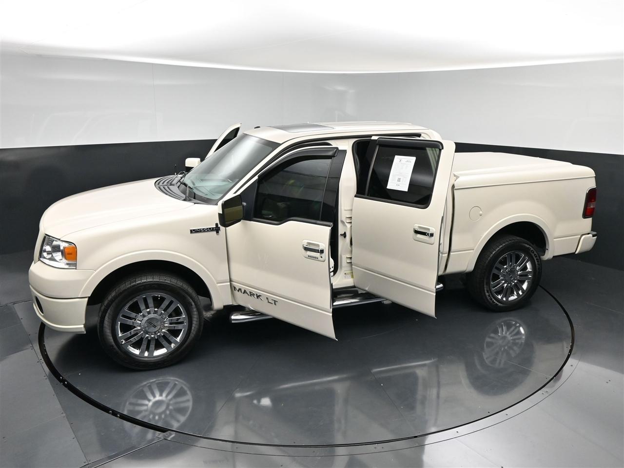 Lincoln Mark LT 4WD 2008