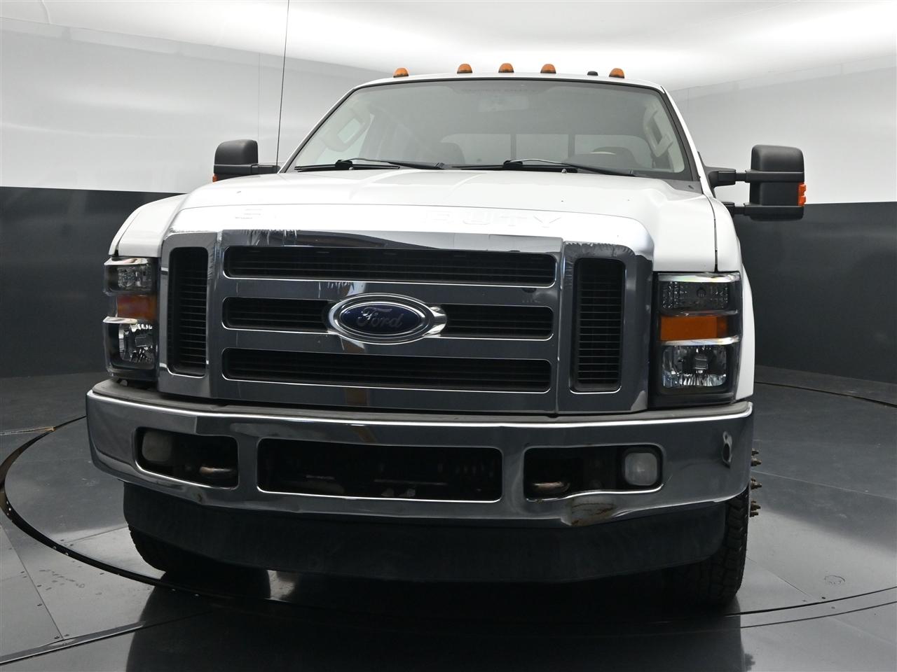 Ford F-350 SD XLT Crew Cab DRW 4WD 2008