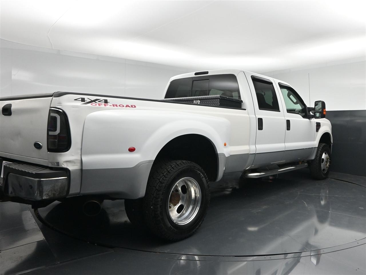Ford F-350 SD XLT Crew Cab DRW 4WD 2008
