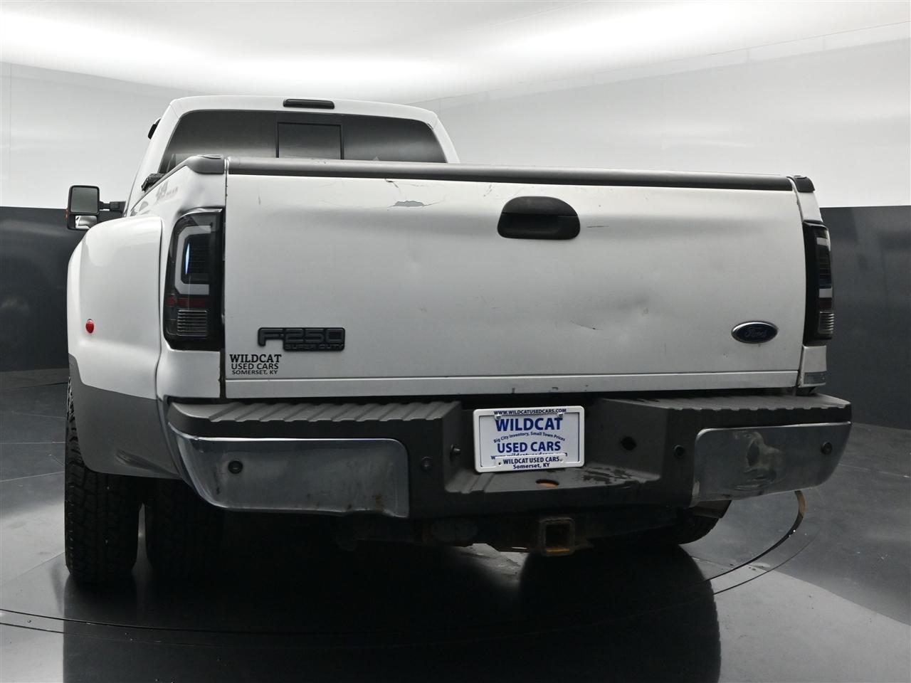 Ford F-350 SD XLT Crew Cab DRW 4WD 2008
