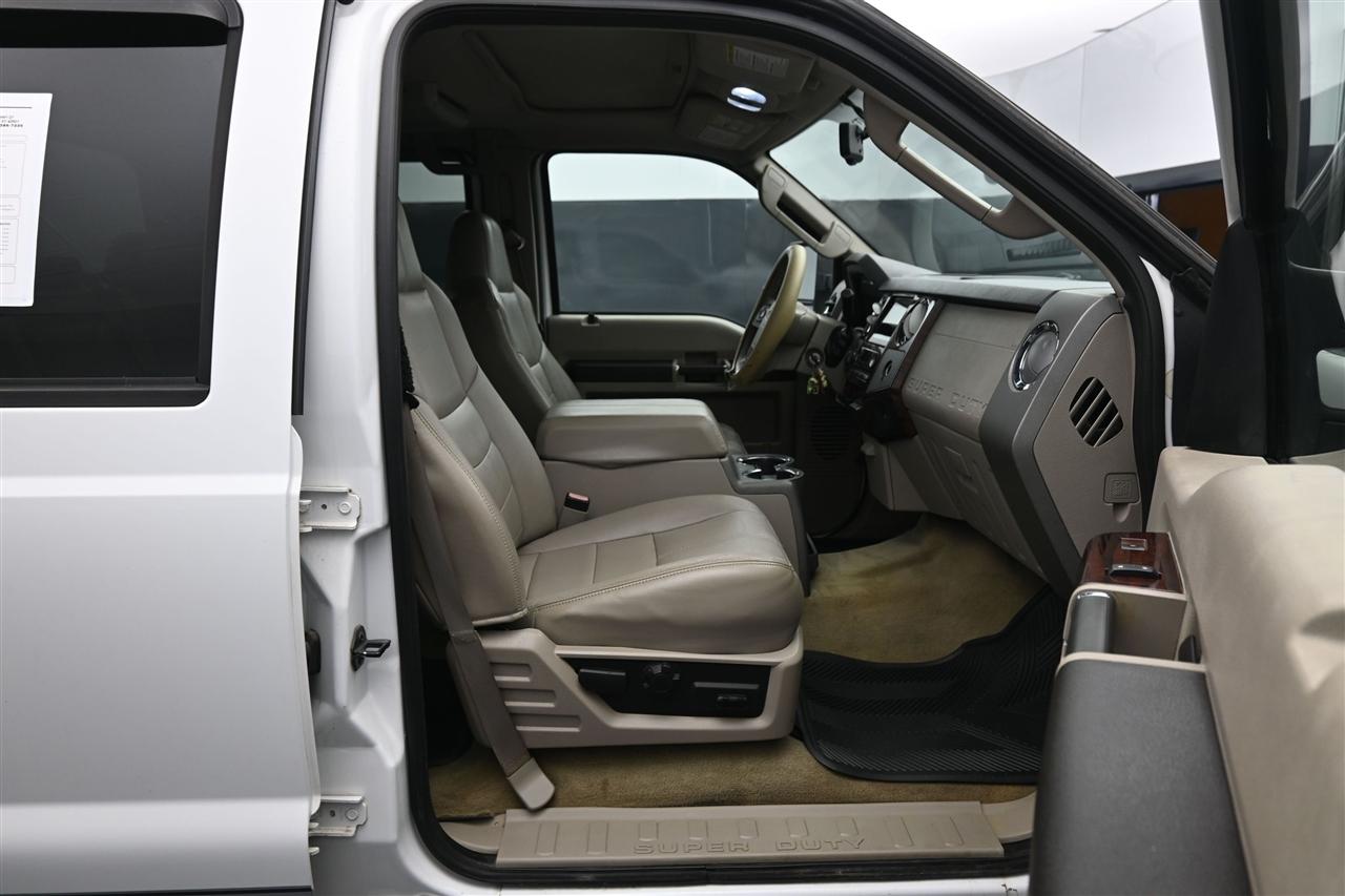 Ford F-350 SD XLT Crew Cab DRW 4WD 2008
