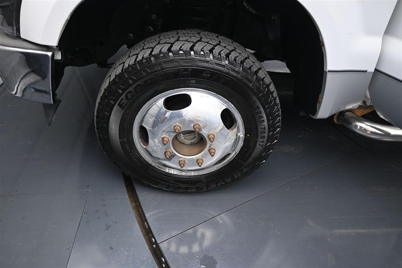 Ford F-350 SD XLT Crew Cab DRW 4WD 2008