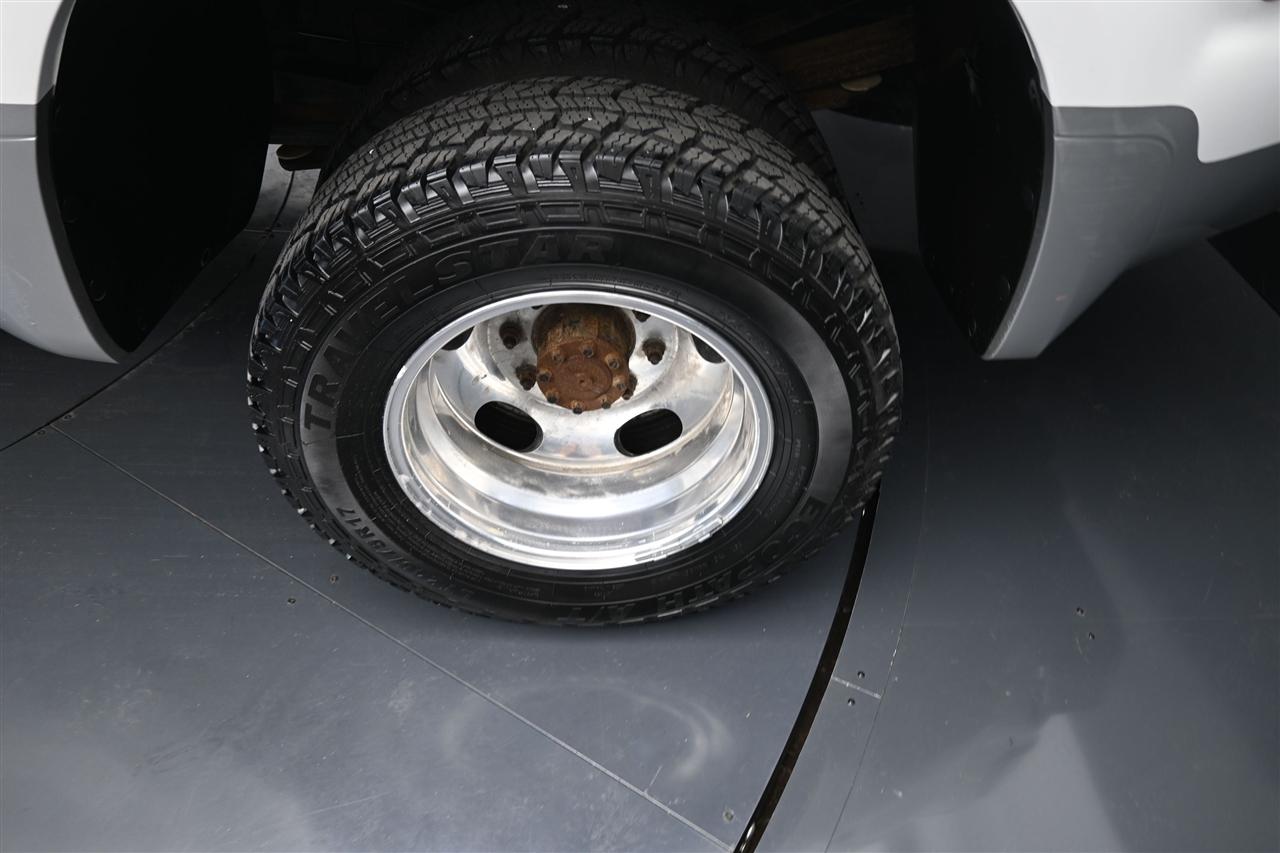 Ford F-350 SD XLT Crew Cab DRW 4WD 2008