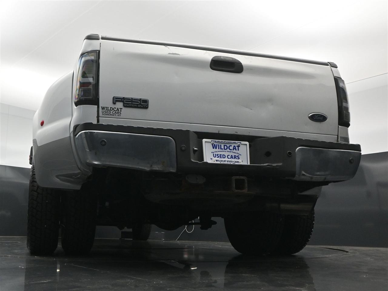Ford F-350 SD XLT Crew Cab DRW 4WD 2008