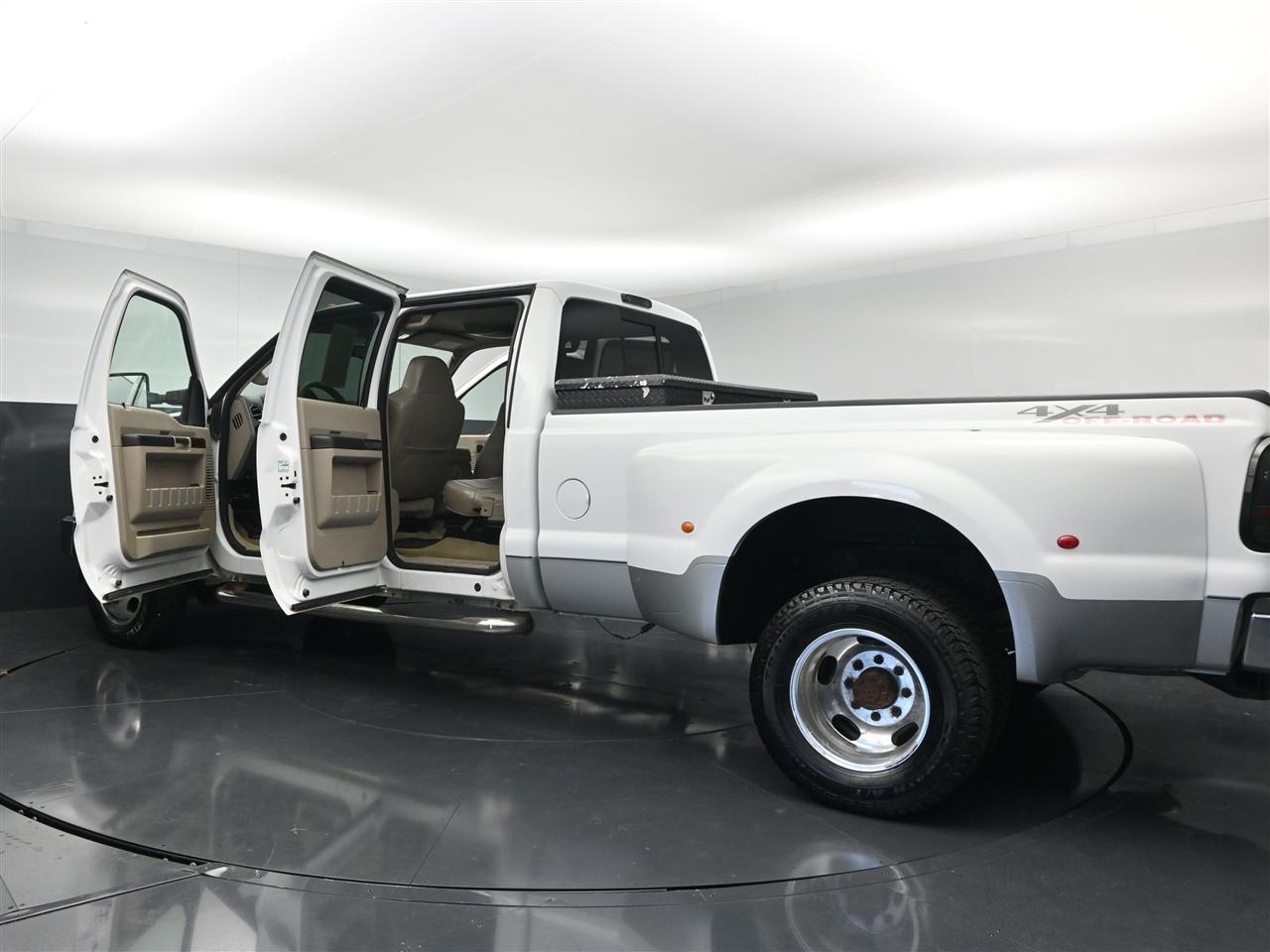 Ford F-350 SD XLT Crew Cab DRW 4WD 2008