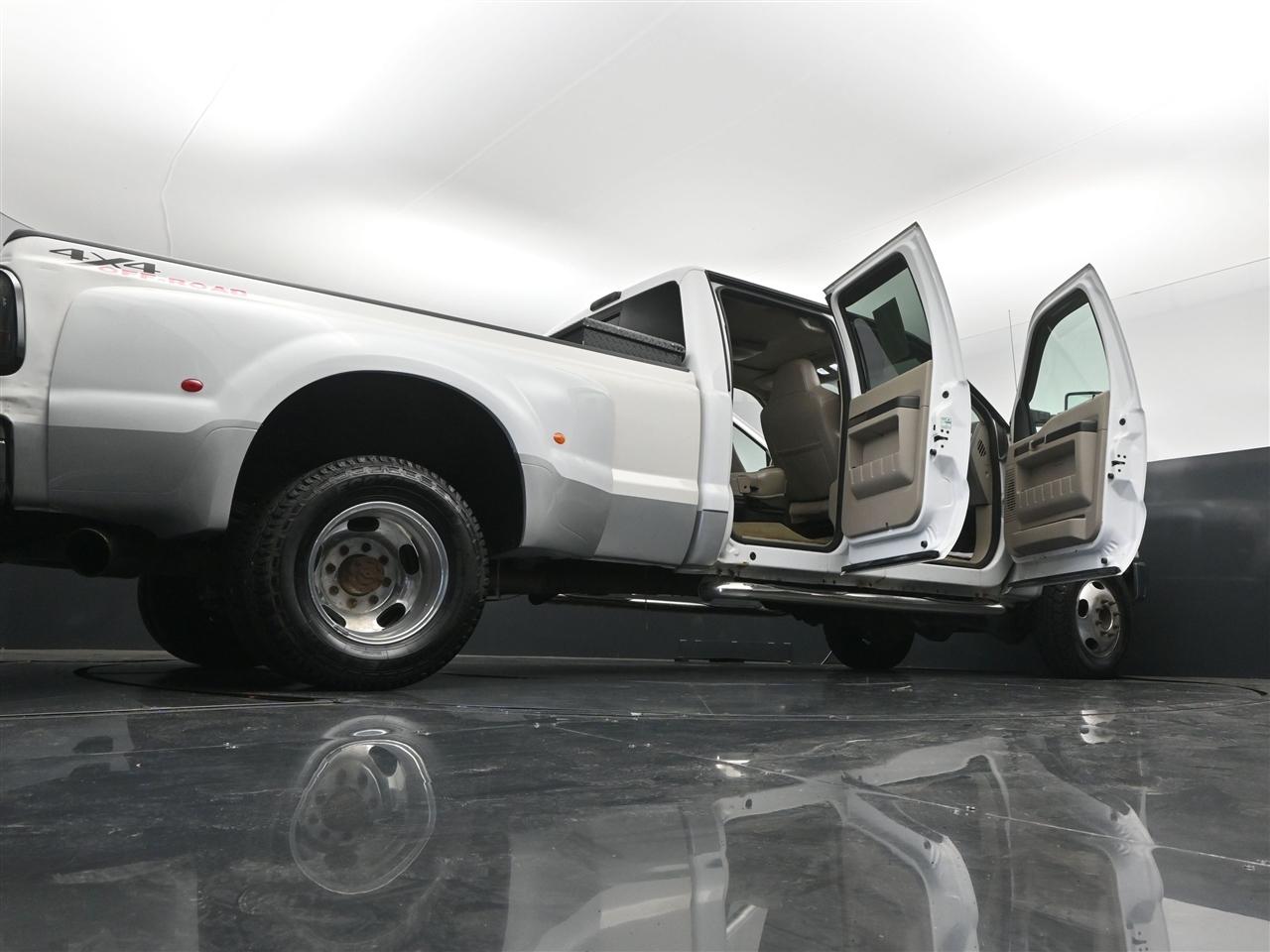Ford F-350 SD XLT Crew Cab DRW 4WD 2008