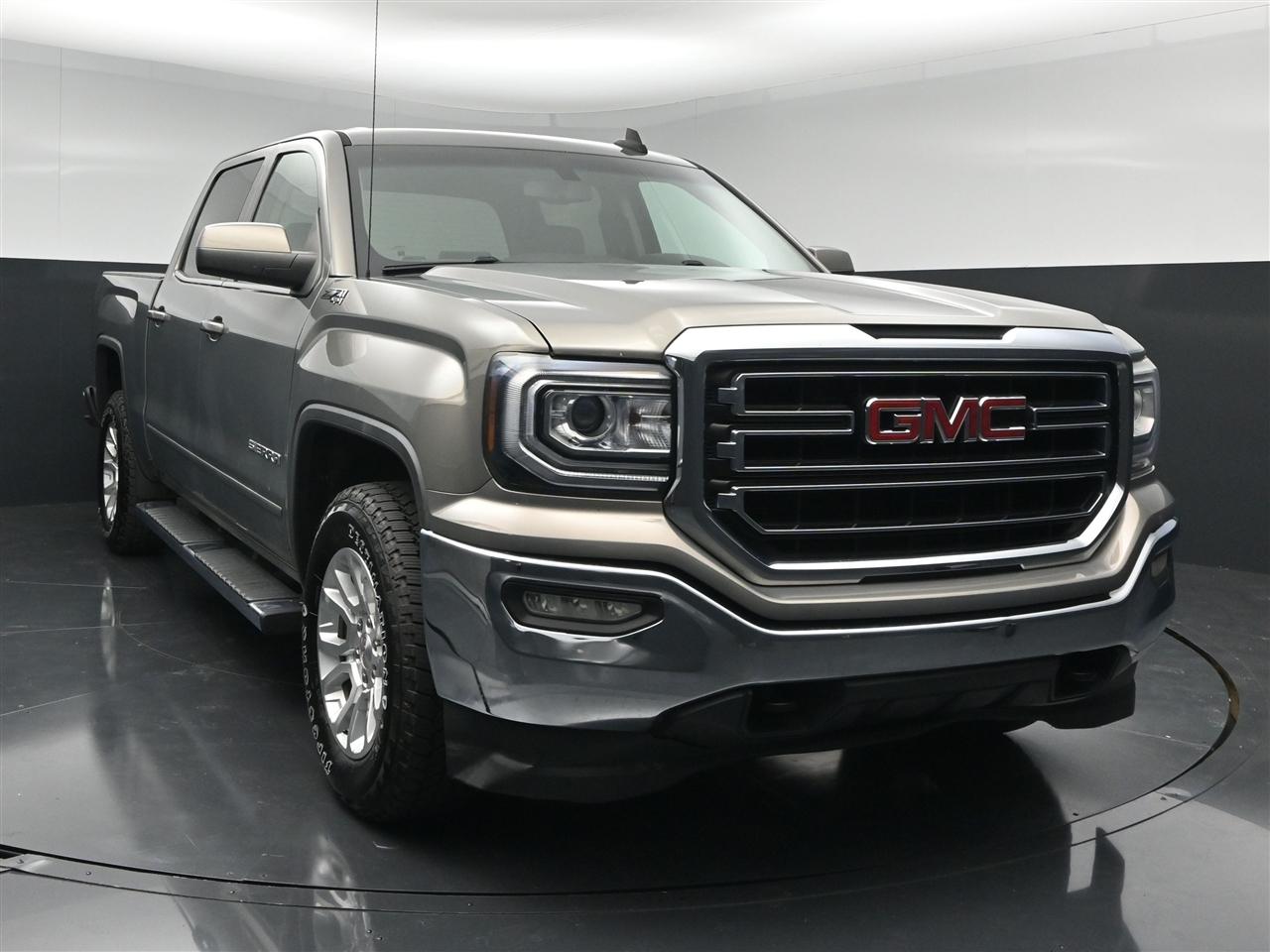 2017 GMC Sierra 1500 SLE Crew Cab Long Box 4WD