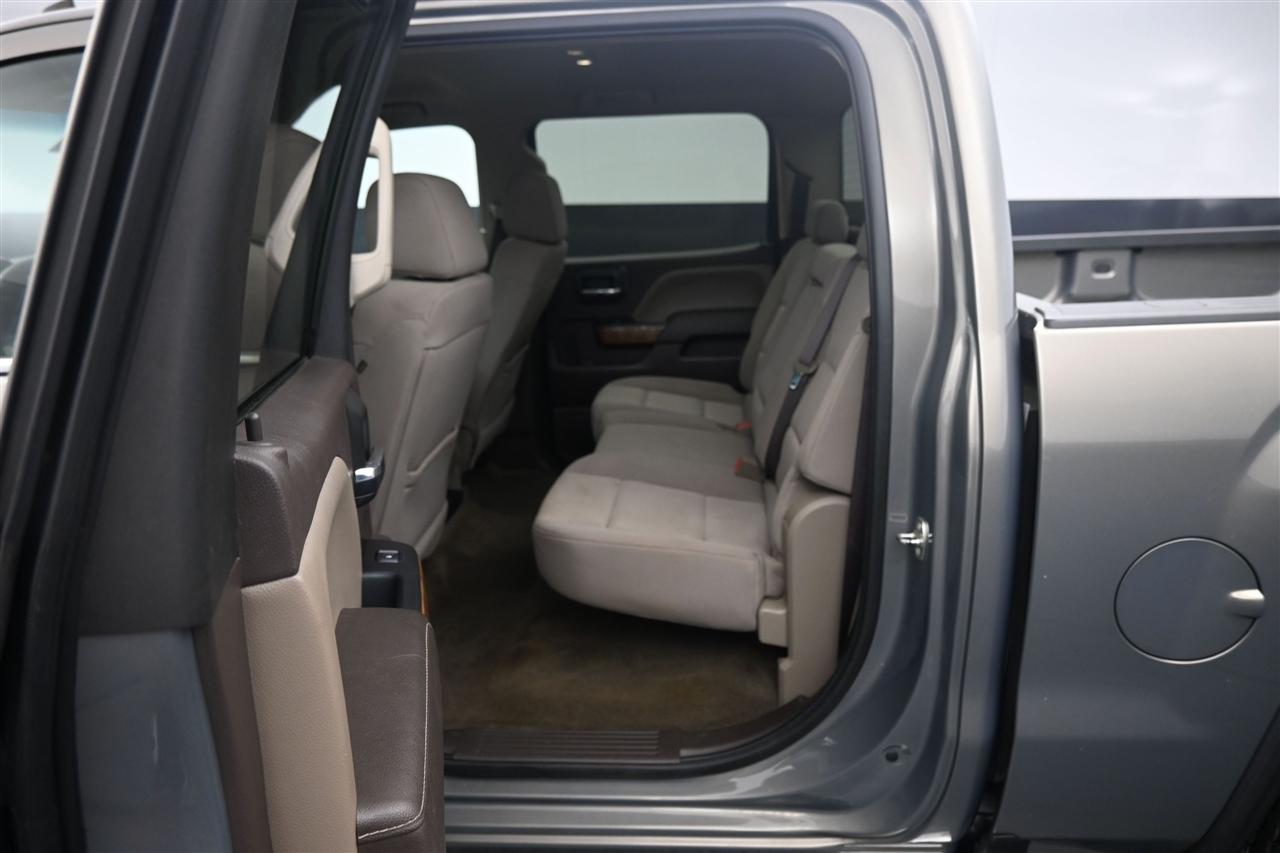 GMC Sierra 1500 SLE Crew Cab Long Box 4WD 2017