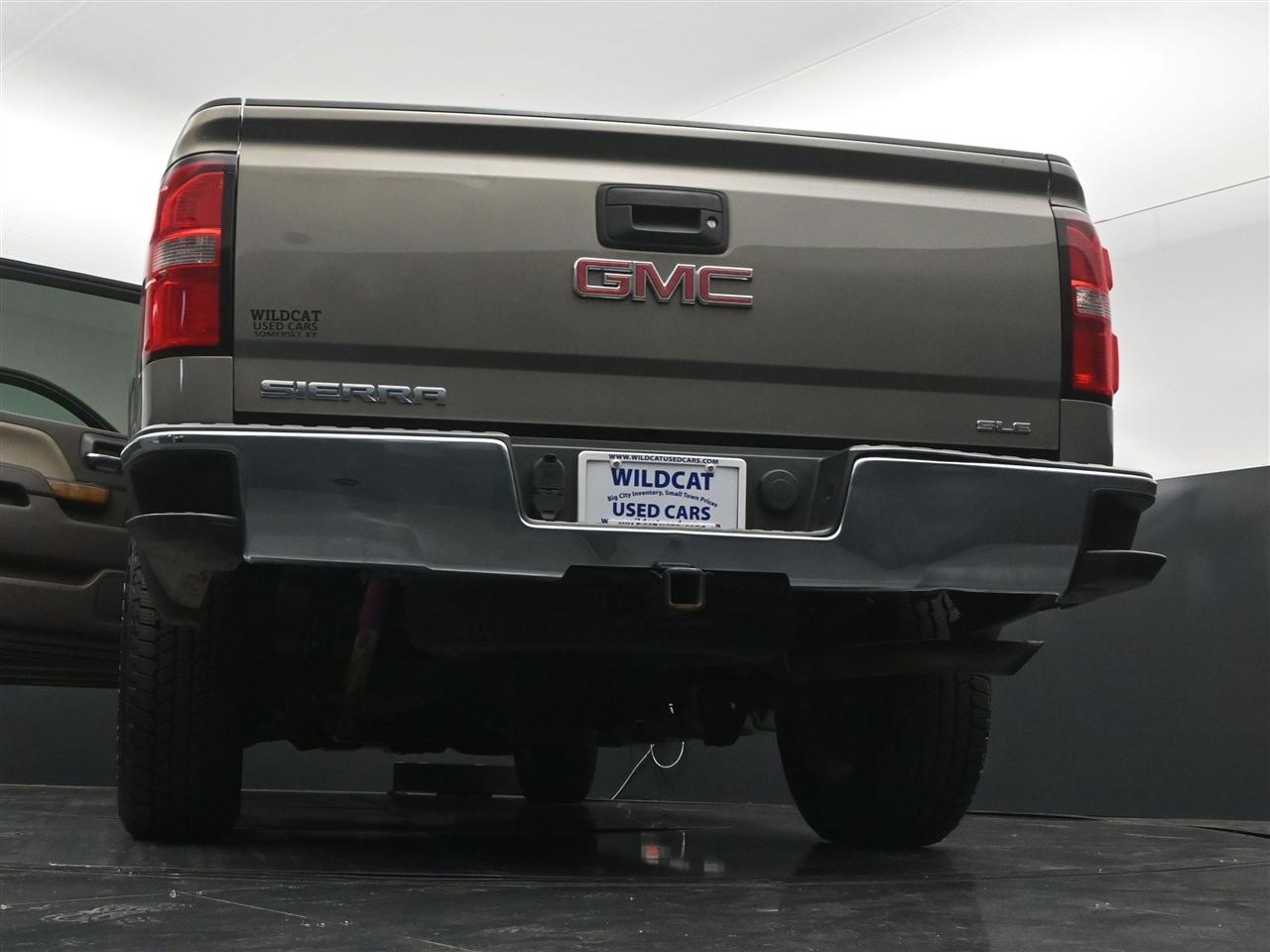 GMC Sierra 1500 SLE Crew Cab Long Box 4WD 2017