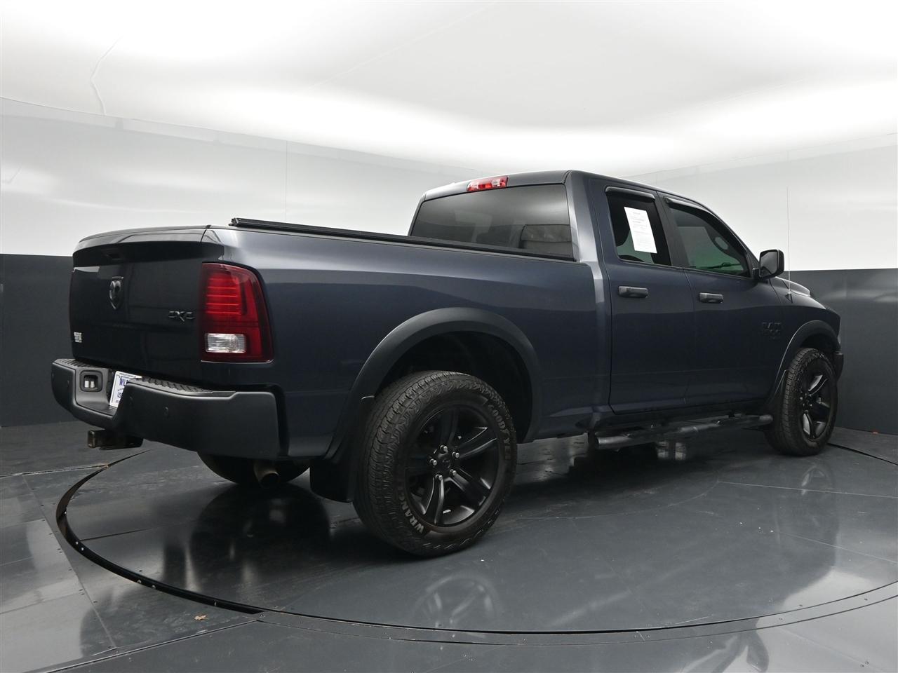 RAM 1500 SLT Quad Cab 4WD 2021