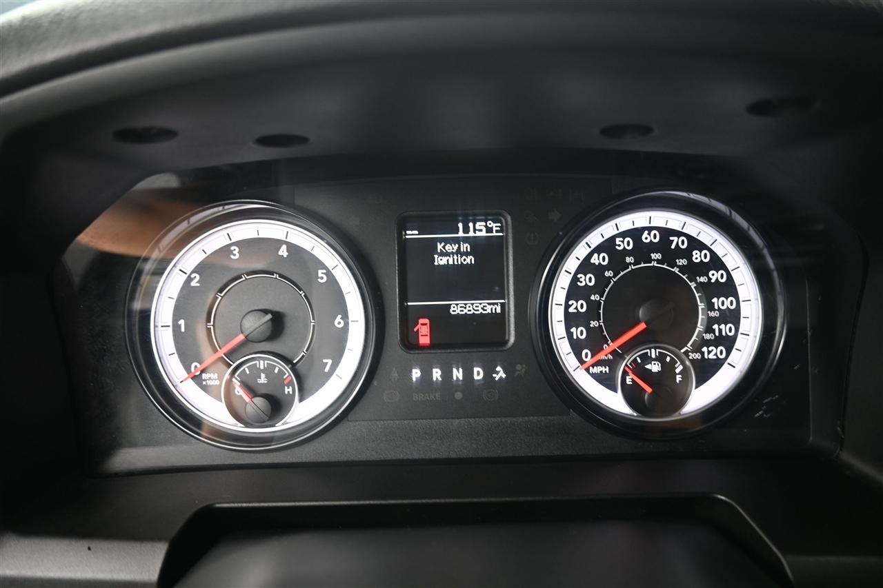 RAM 1500 SLT Quad Cab 4WD 2021