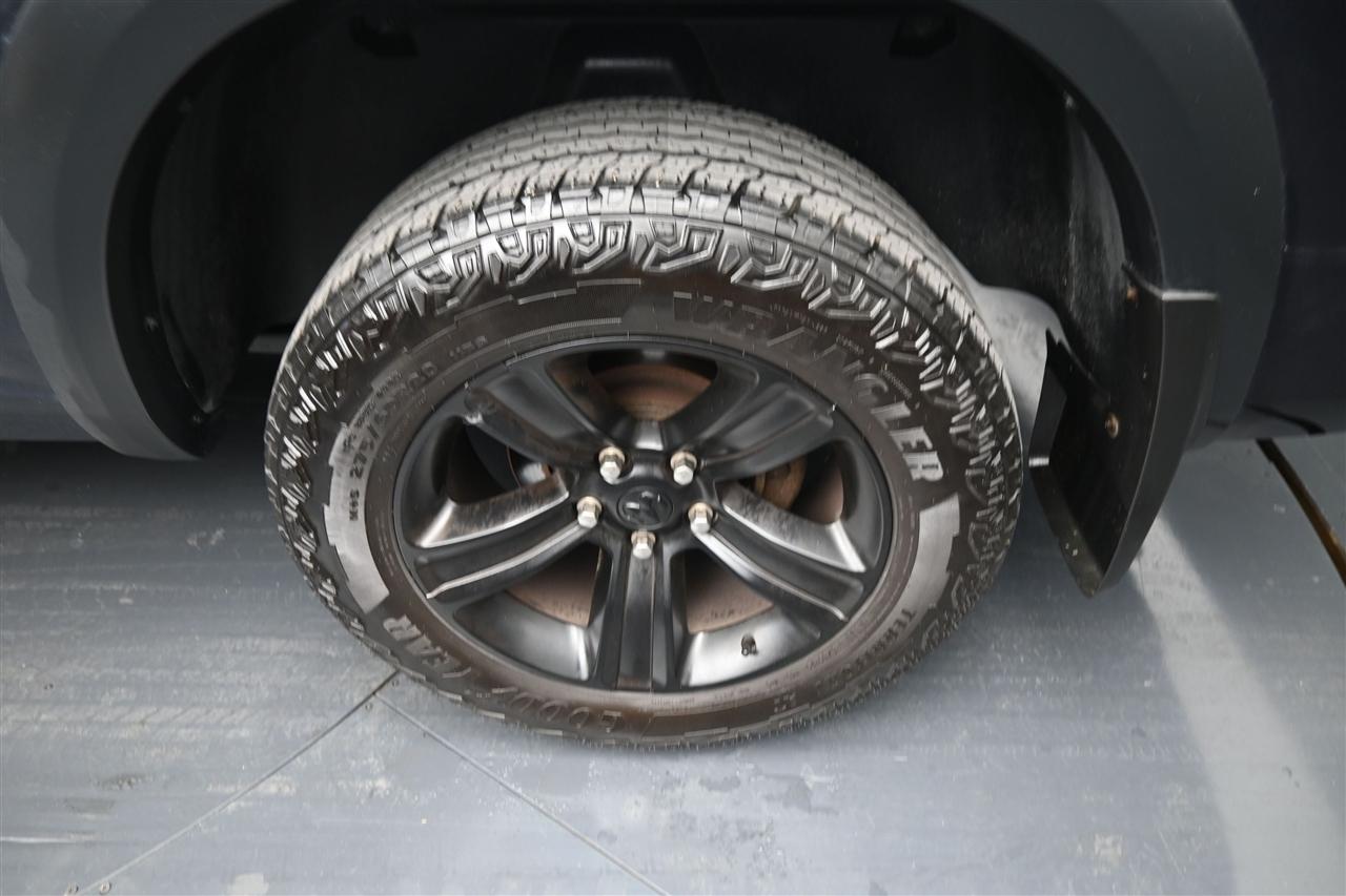 RAM 1500 SLT Quad Cab 4WD 2021