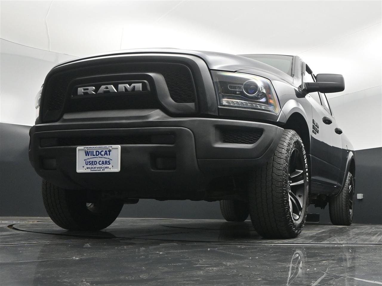 RAM 1500 SLT Quad Cab 4WD 2021