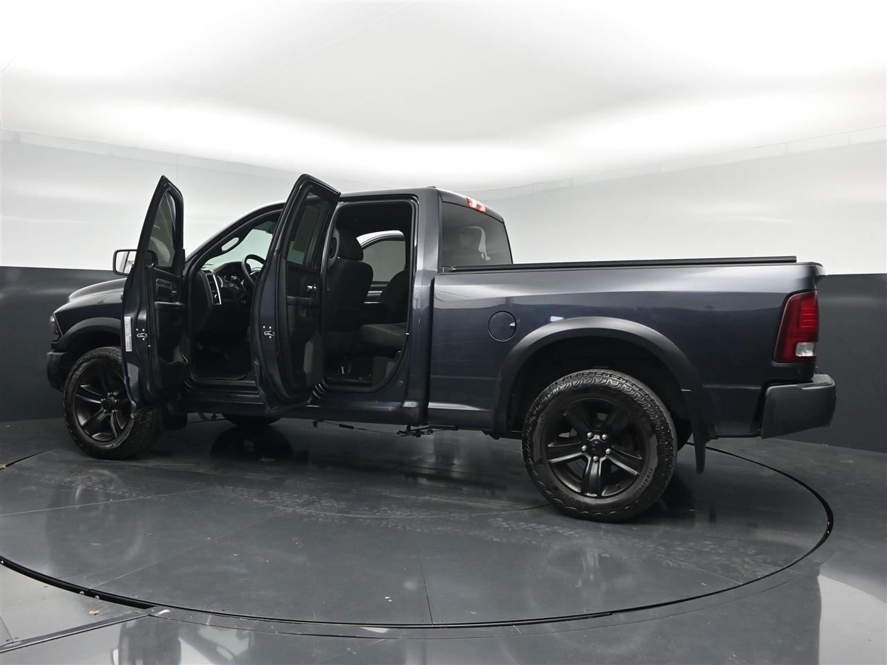 RAM 1500 SLT Quad Cab 4WD 2021
