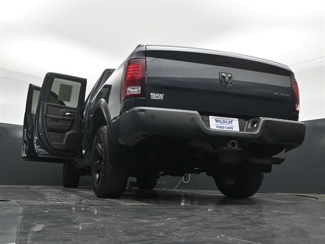 RAM 1500 SLT Quad Cab 4WD 2021