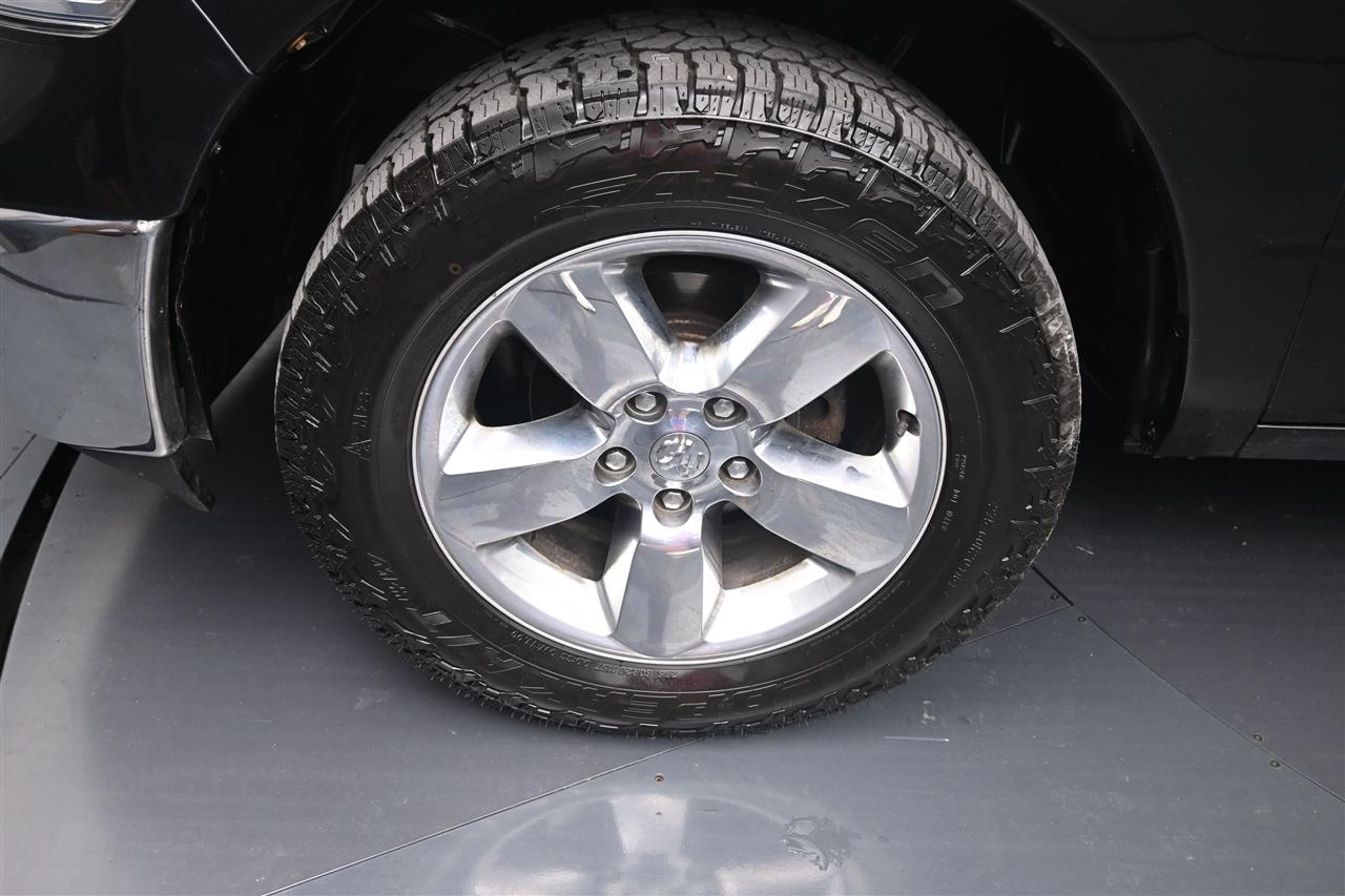 RAM 1500 Laramie Crew Cab SWB 4WD 2016