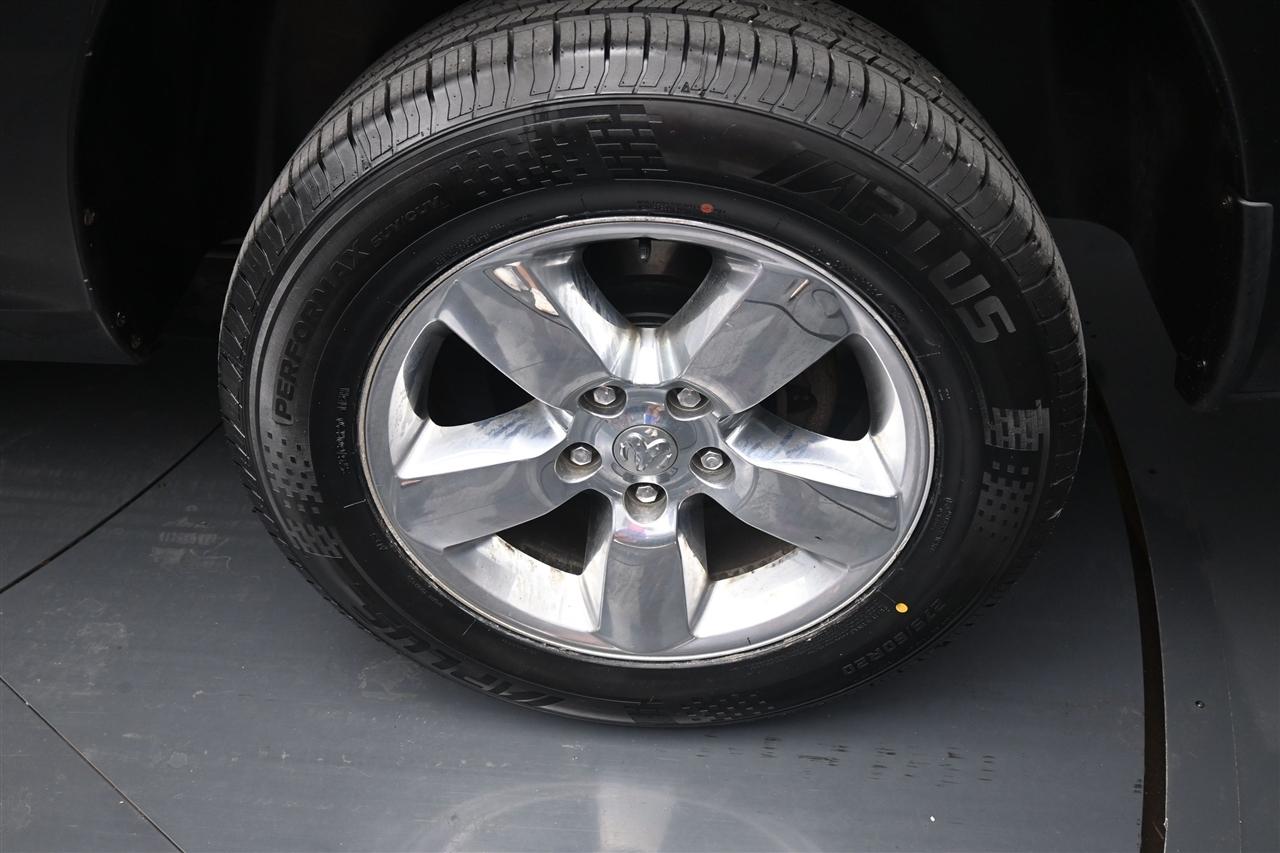RAM 1500 Laramie Crew Cab SWB 4WD 2016