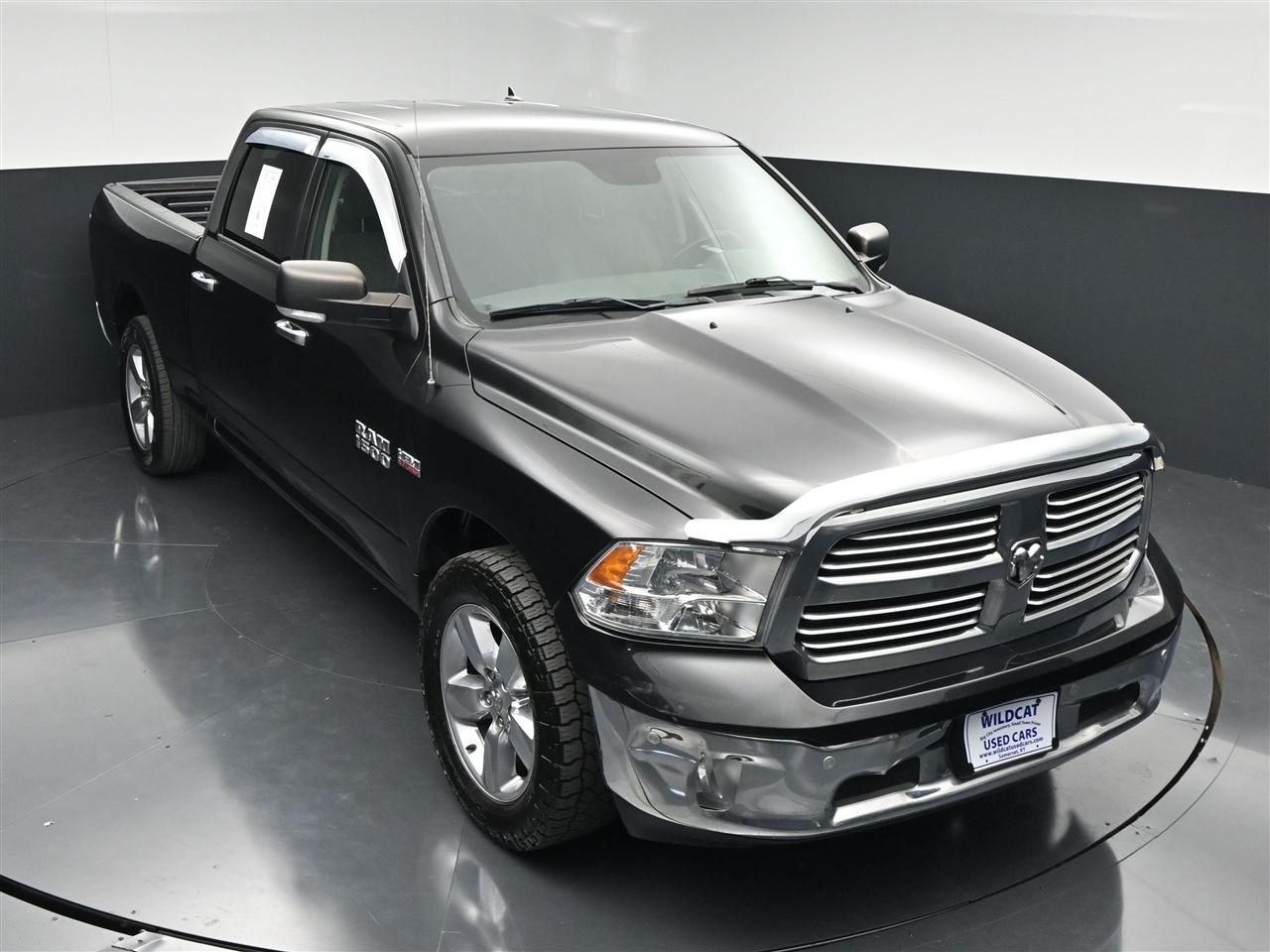 RAM 1500 SLT Crew Cab LWB 4WD 2016