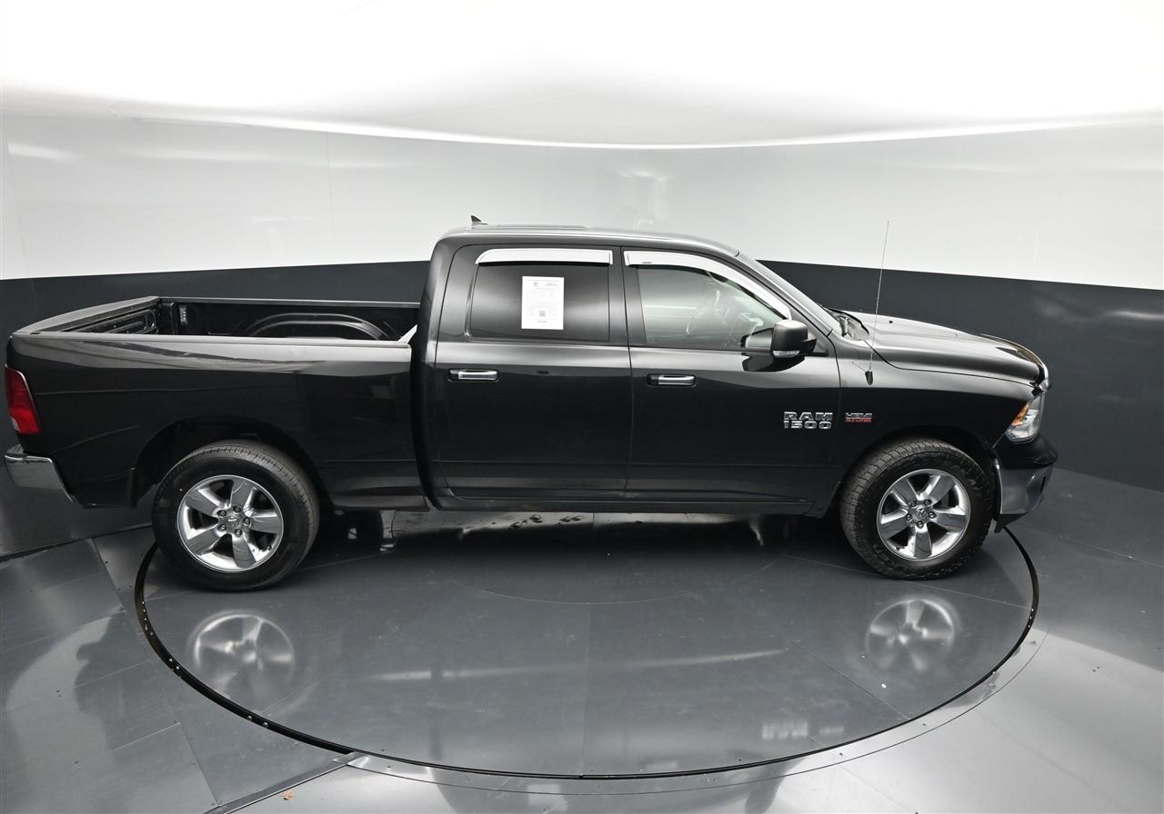 RAM 1500 SLT Crew Cab LWB 4WD 2016