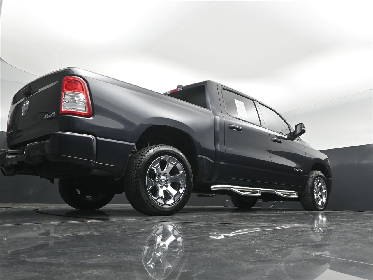 RAM 1500 Big Horn Crew Cab SWB 4WD 2019