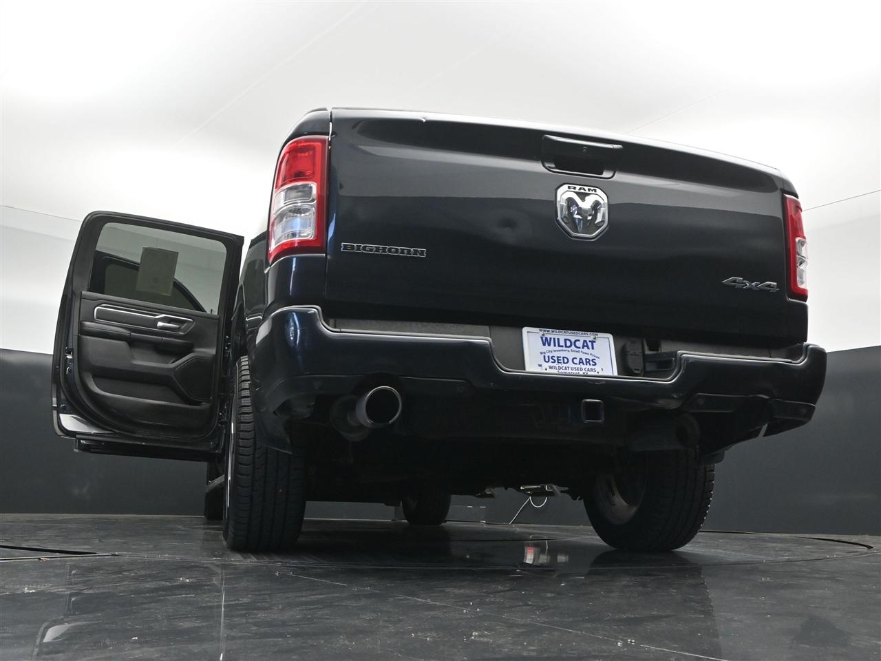 RAM 1500 Big Horn Crew Cab SWB 4WD 2019