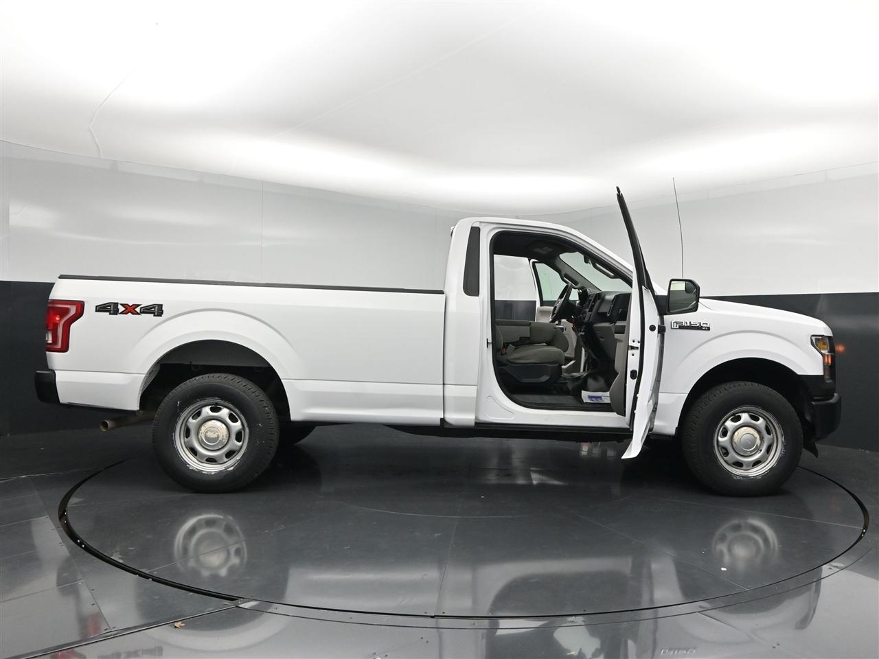 Ford F-150 XL 8 ft. 4WD 2017