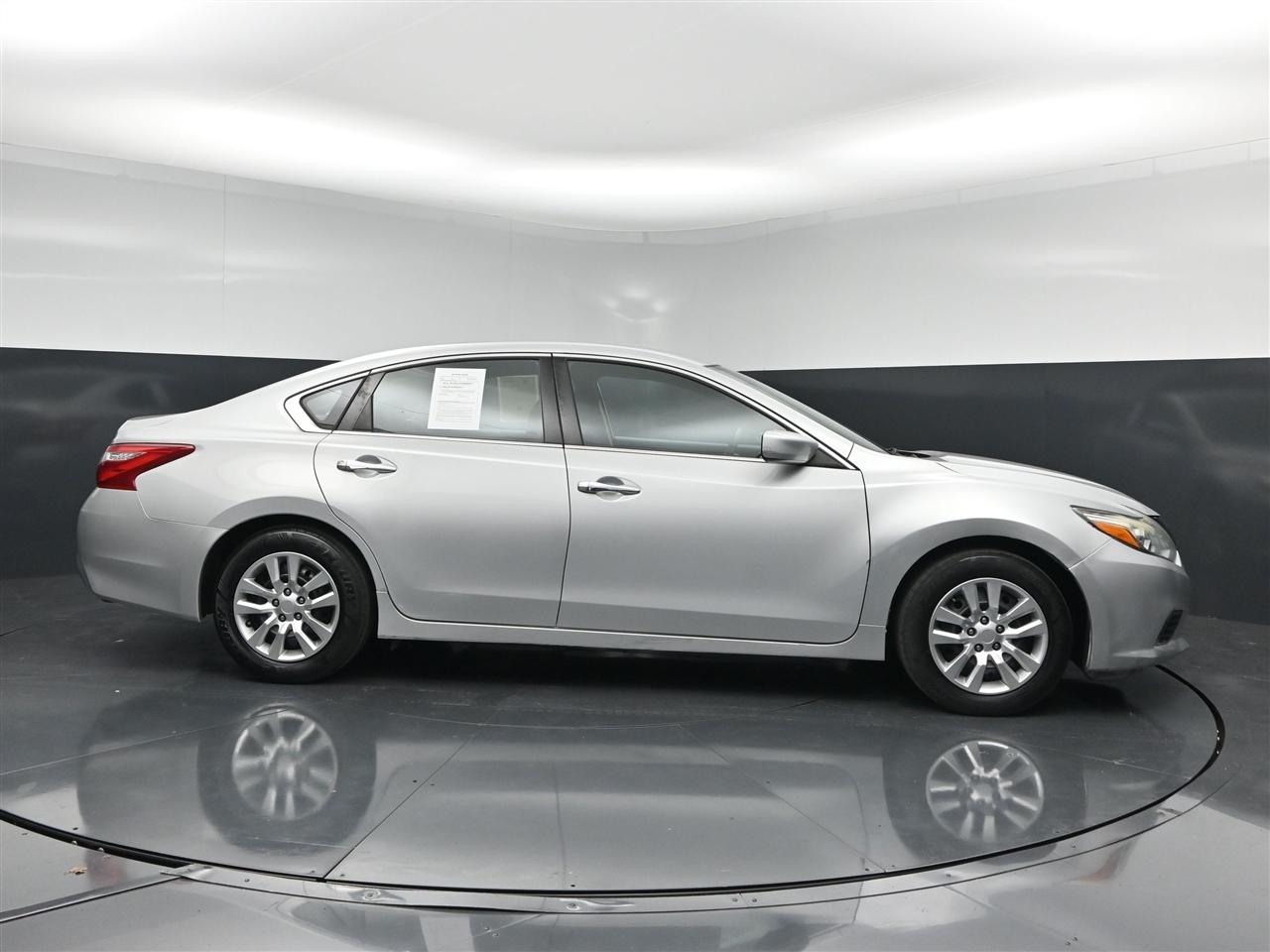 Nissan Altima 2.5 S 2016