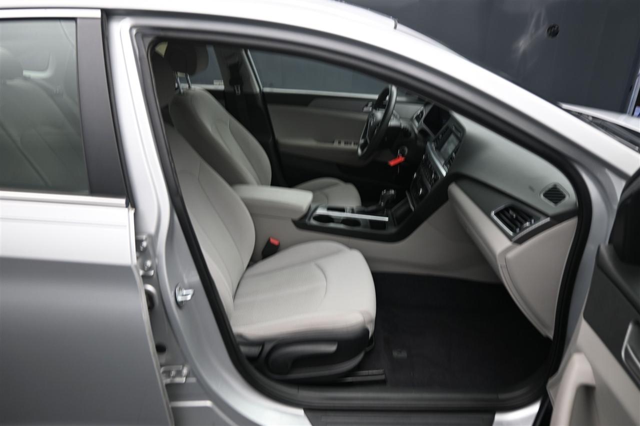 Hyundai Sonata SE 2016