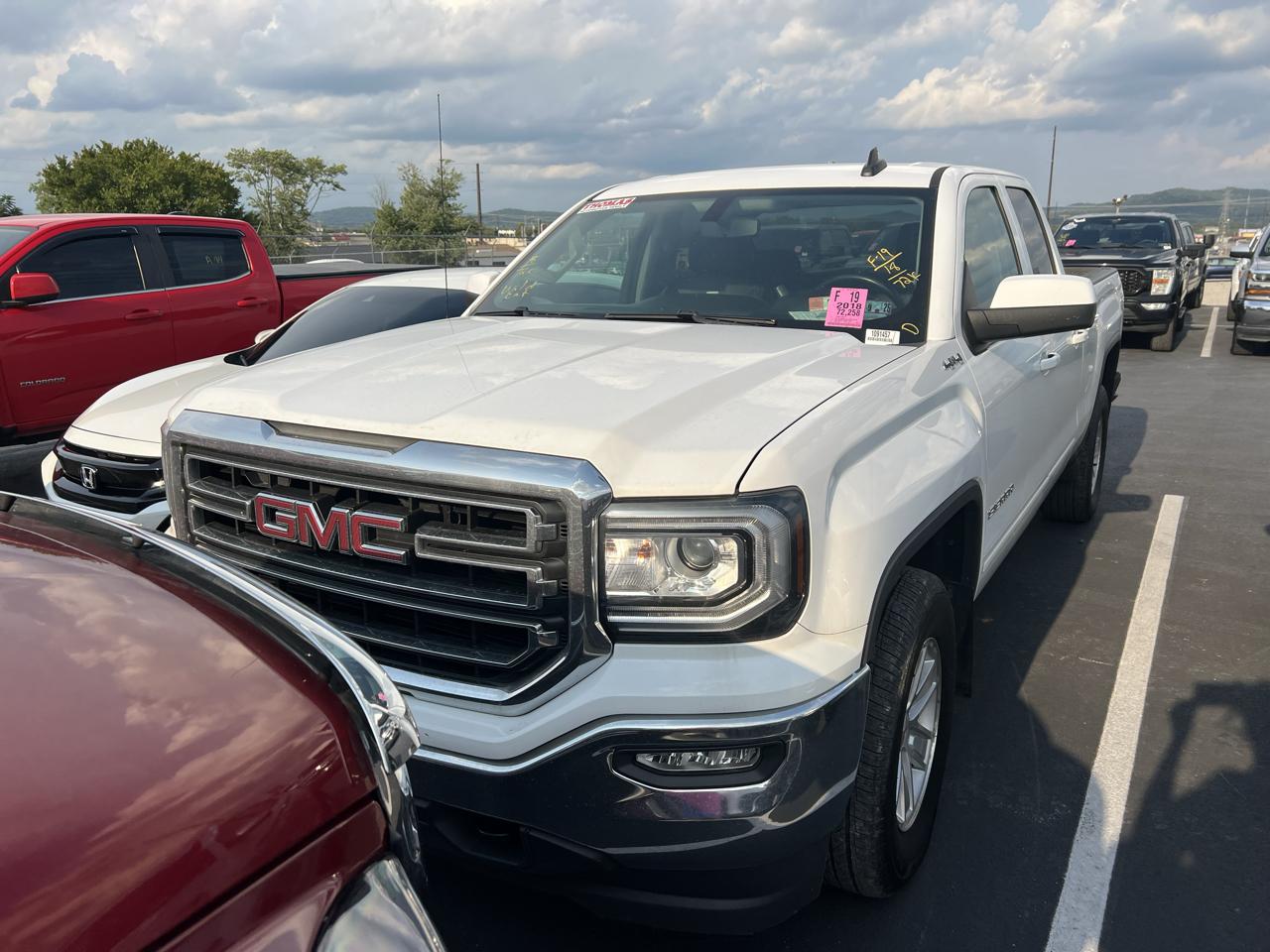 GMC Sierra 1500 SLE Double Cab 4WD 2018