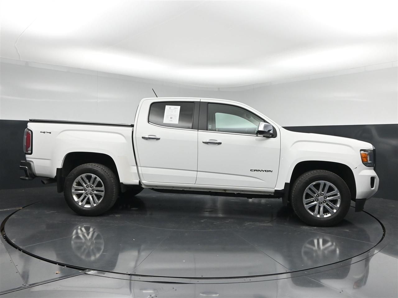 GMC Canyon SLT Crew Cab 4WD Short Box 2016