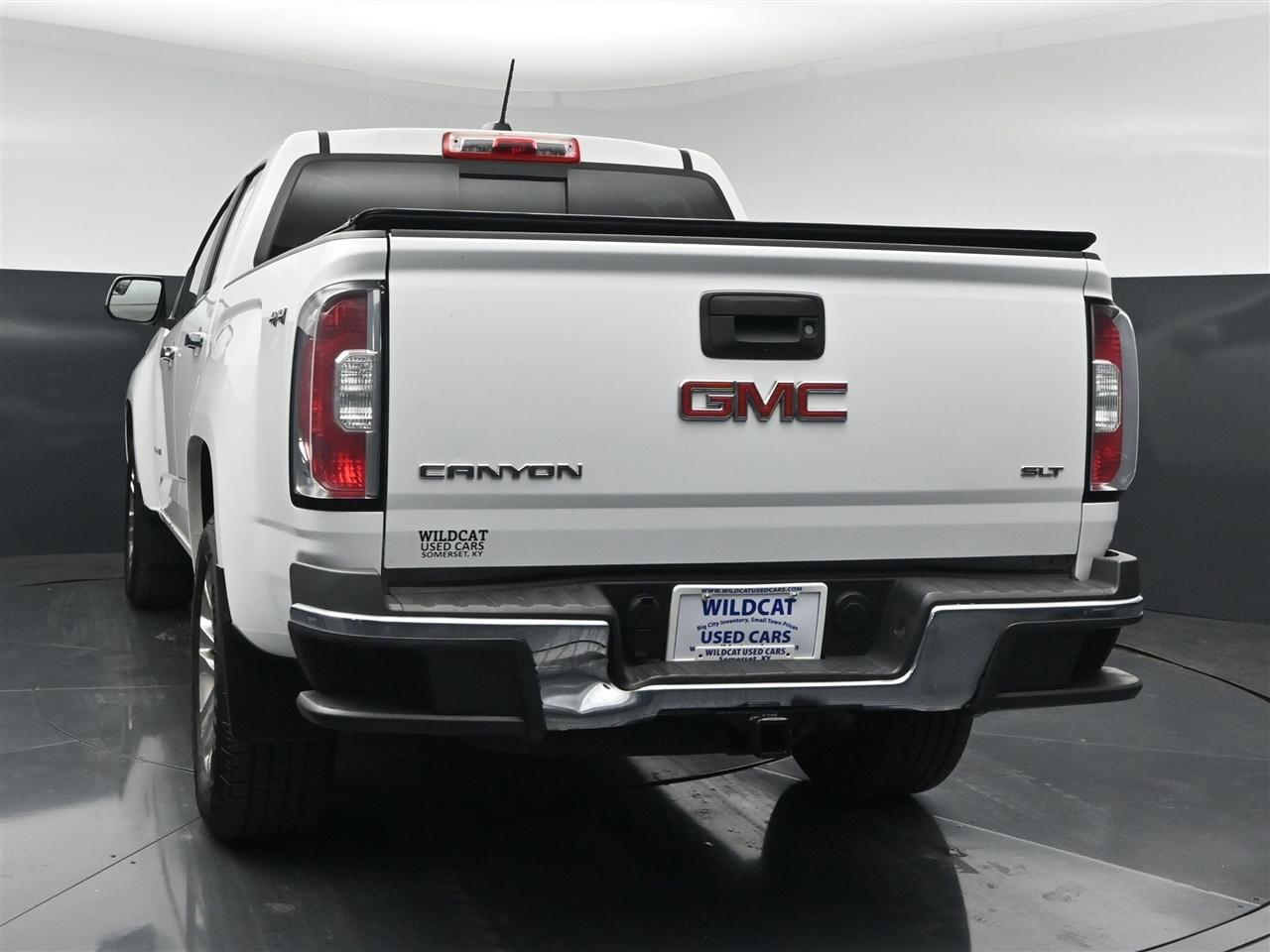 GMC Canyon SLT Crew Cab 4WD Short Box 2016