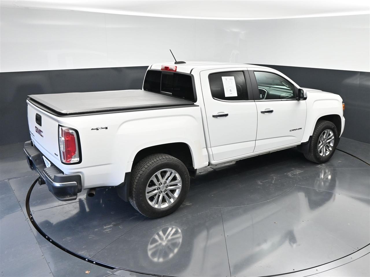 GMC Canyon SLT Crew Cab 4WD Short Box 2016