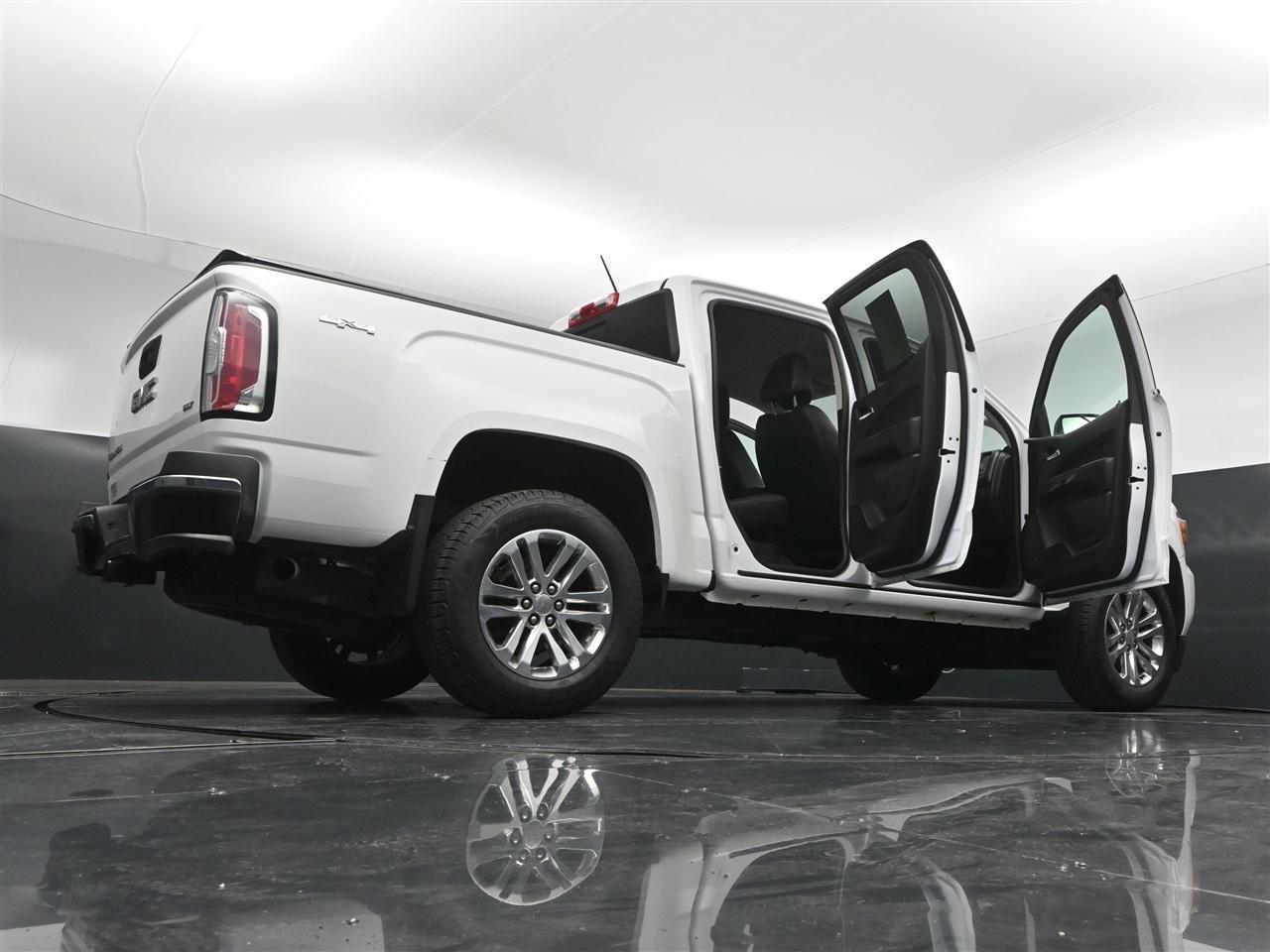GMC Canyon SLT Crew Cab 4WD Short Box 2016