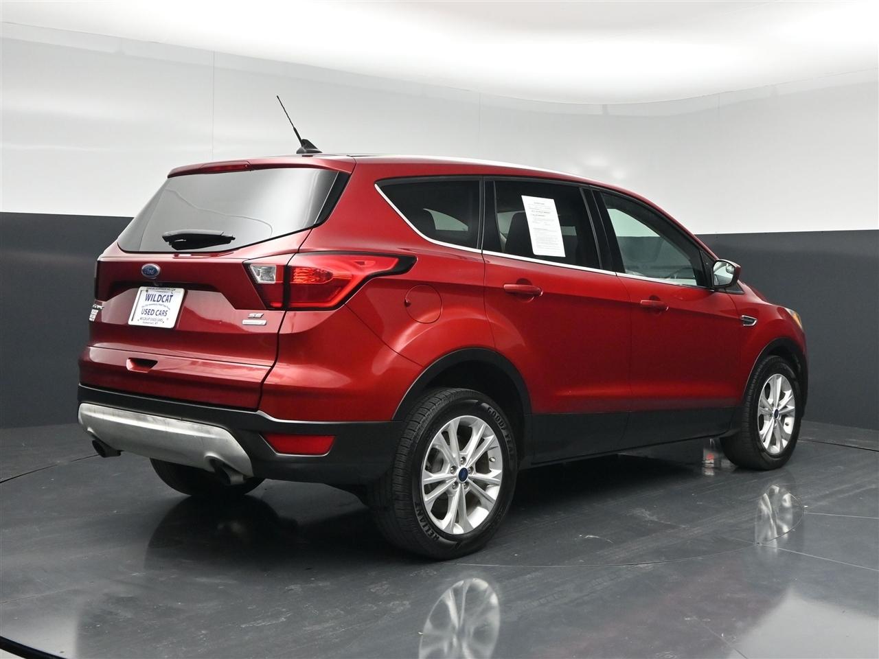 Ford Escape SE FWD 2019