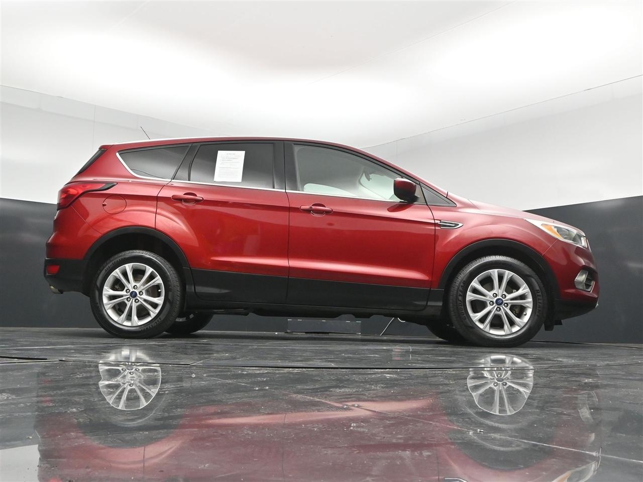 Ford Escape SE FWD 2019