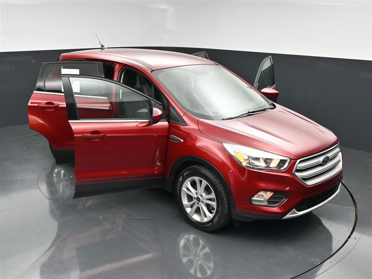 Ford Escape SE FWD 2019