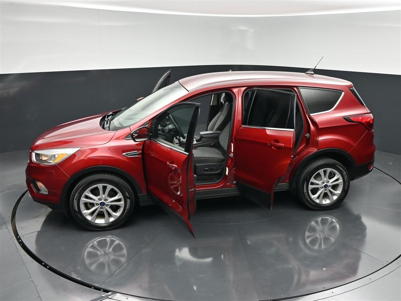 Ford Escape SE FWD 2019